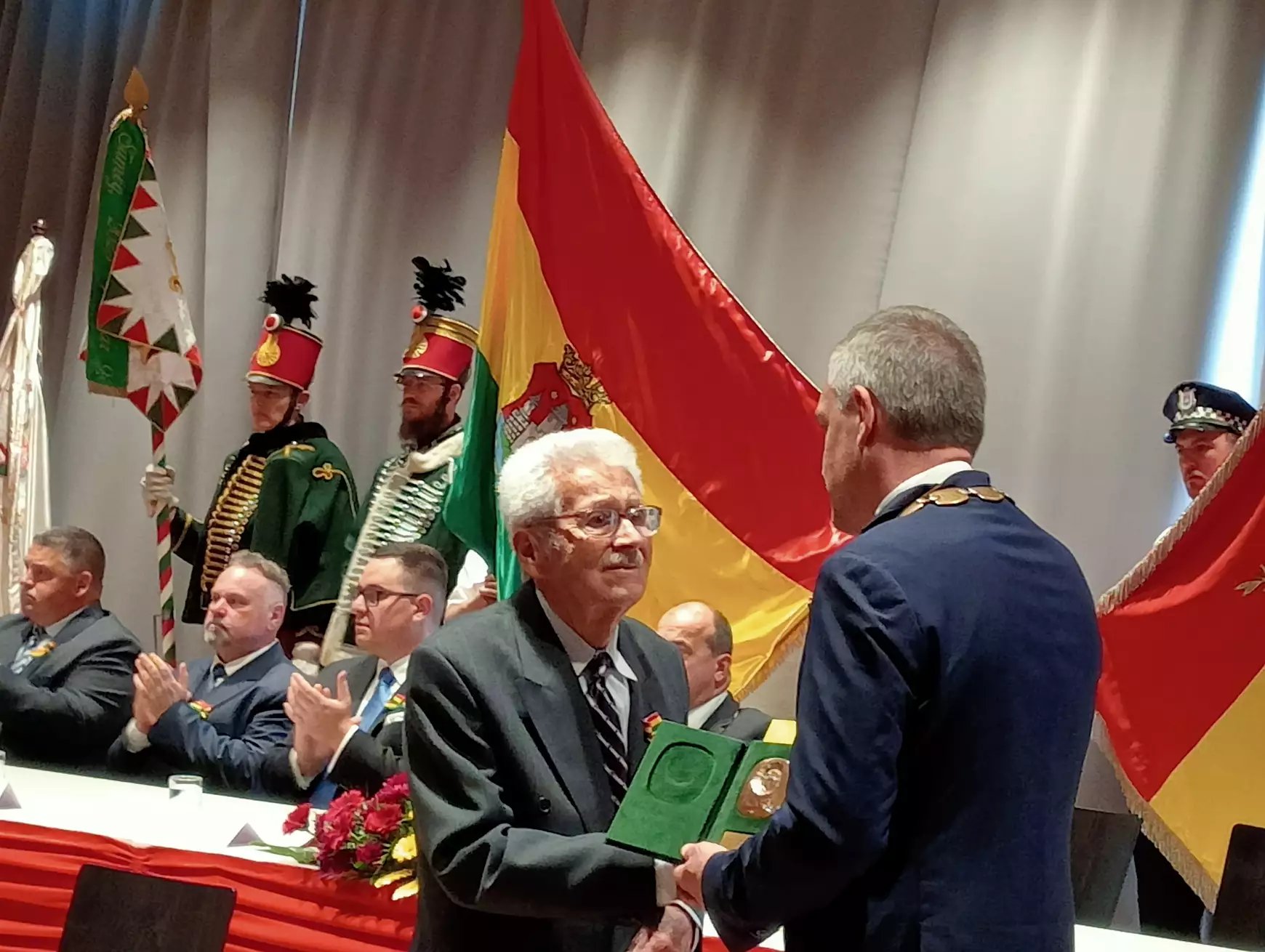 Mától Komáromi Napok: Szijjártó Péter miniszter Komárom Díszpolgára lett – KÉPEKKEL