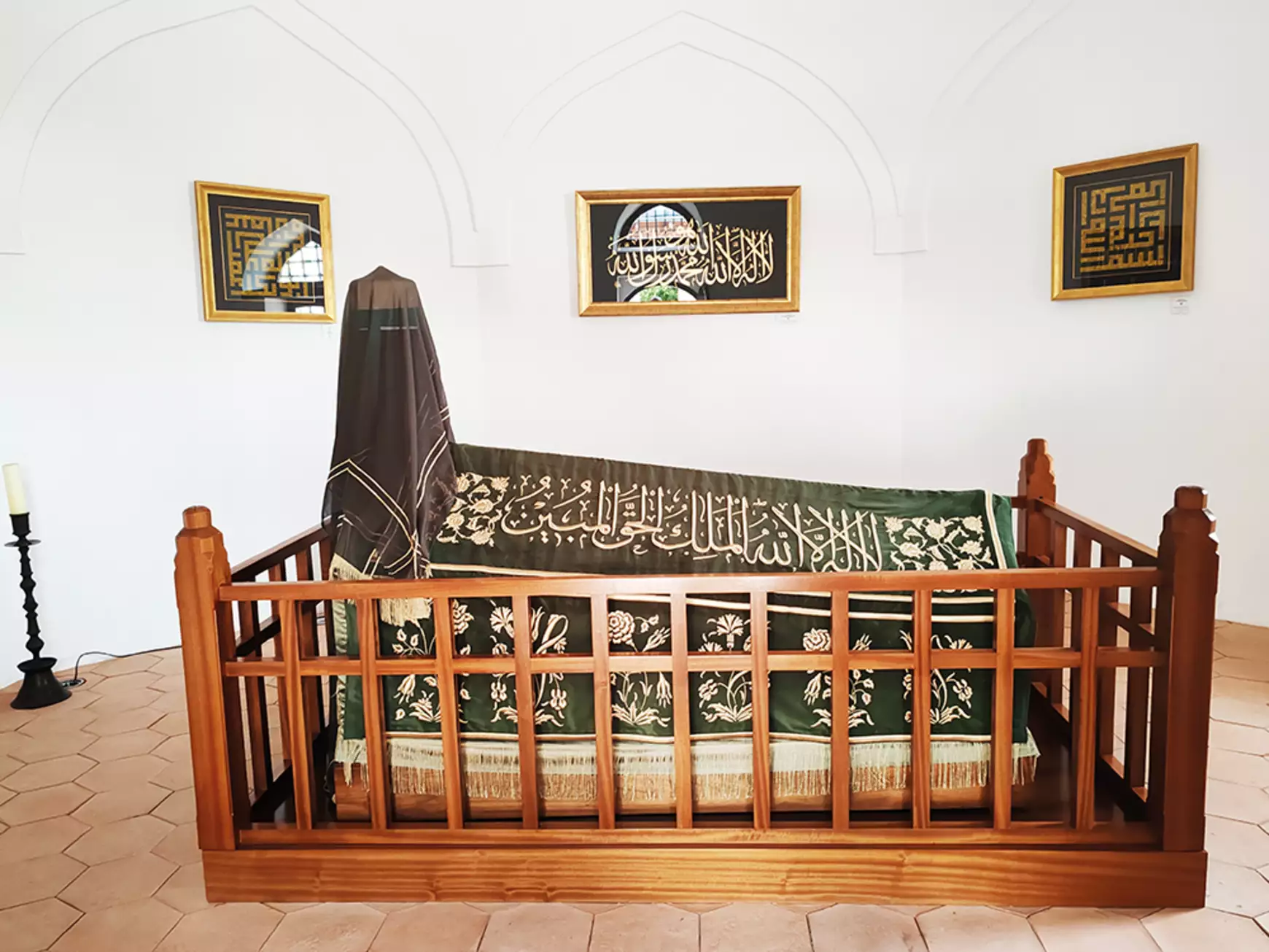 Gül baba türbéje