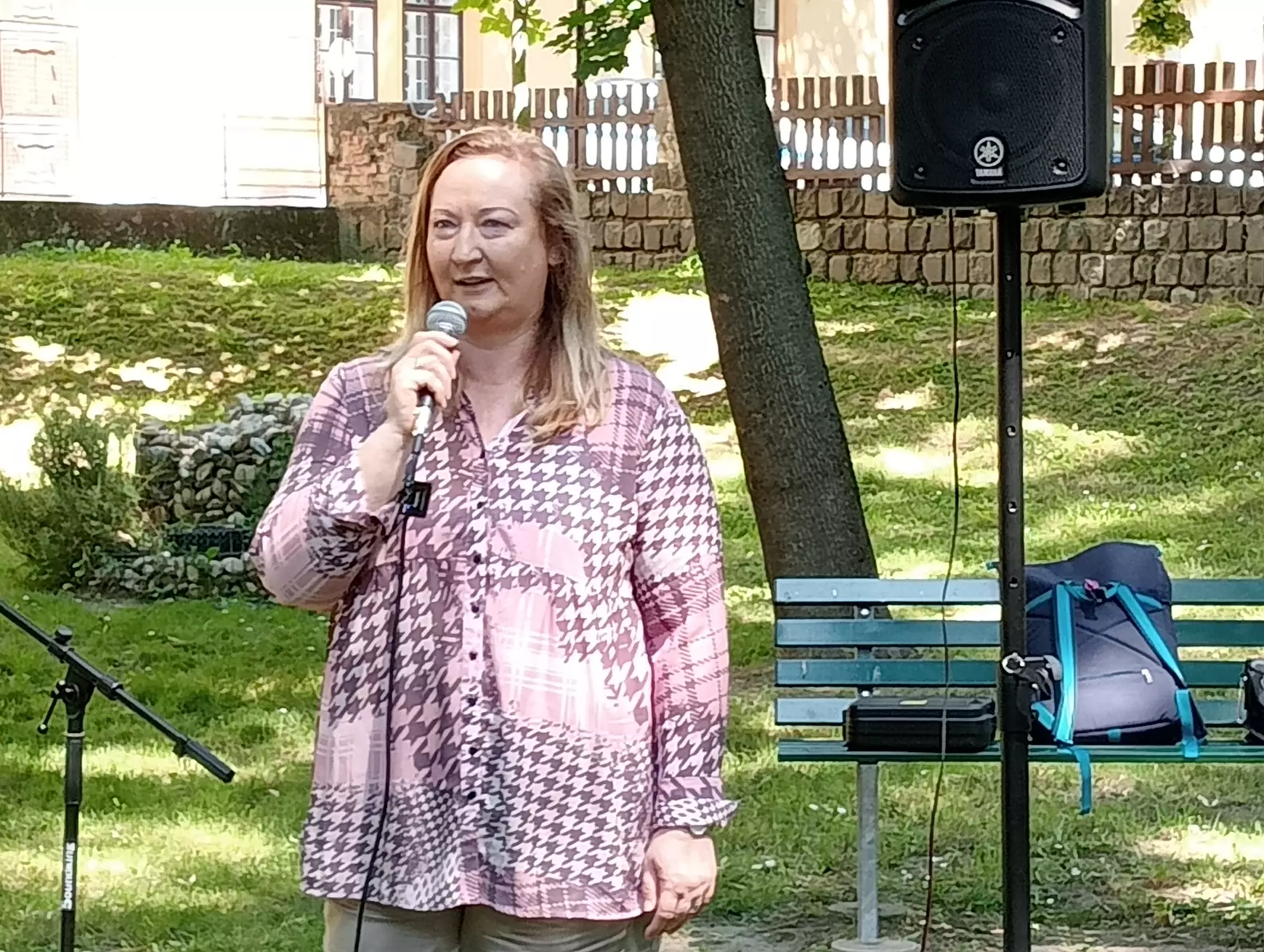 Százhúsz vidám lurkó, jövőnk záloga repült a magasba Komáromban – KÉPEKKEL
