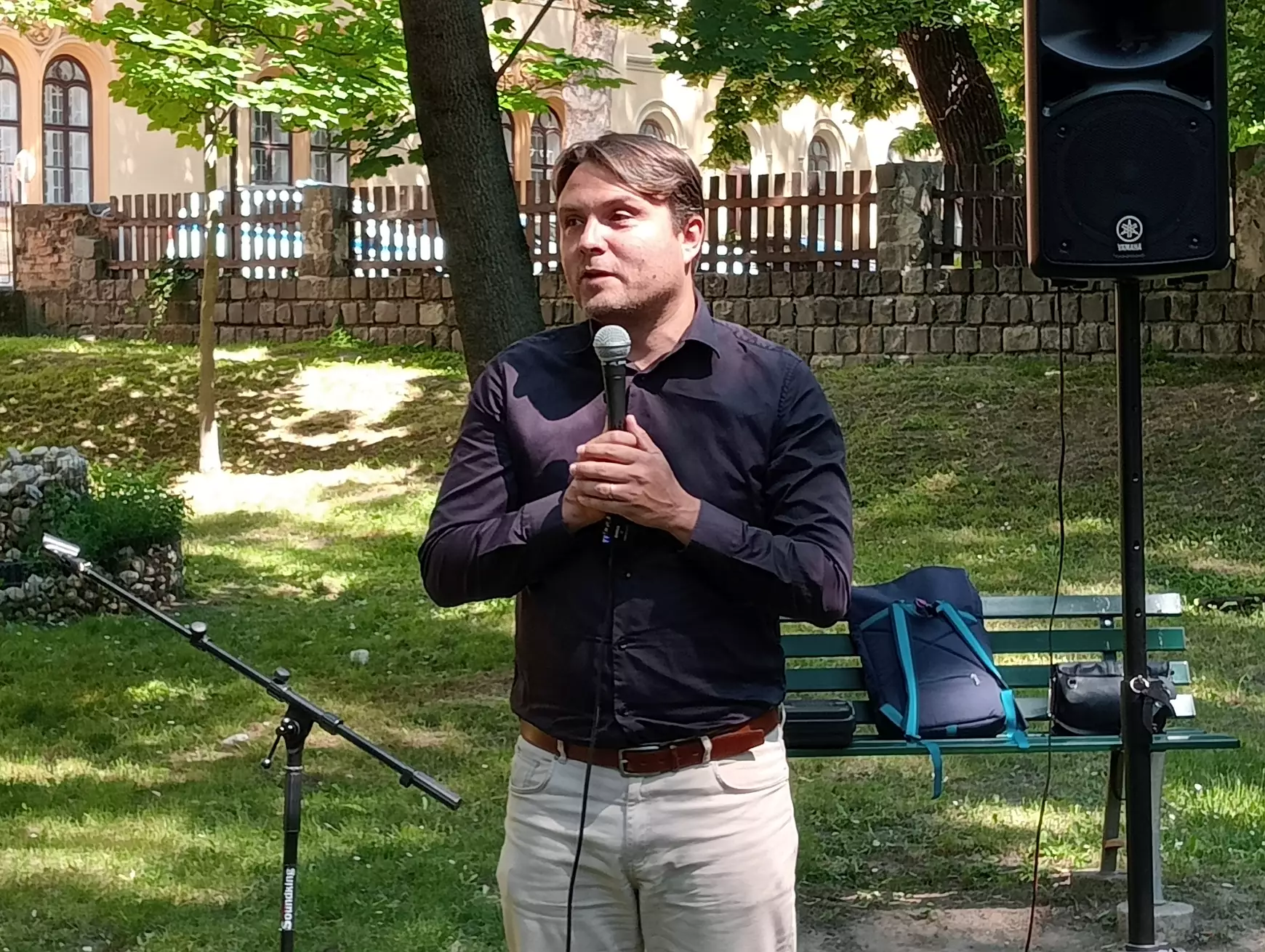 Százhúsz vidám lurkó, jövőnk záloga repült a magasba Komáromban – KÉPEKKEL