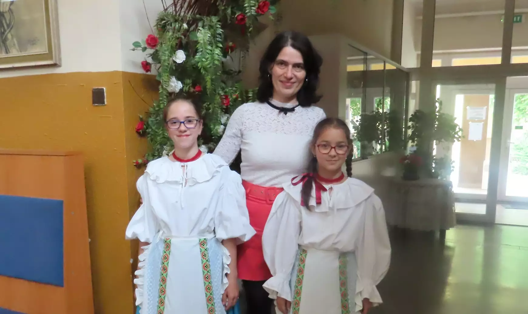 Pethes Emese a kis énekesekkel