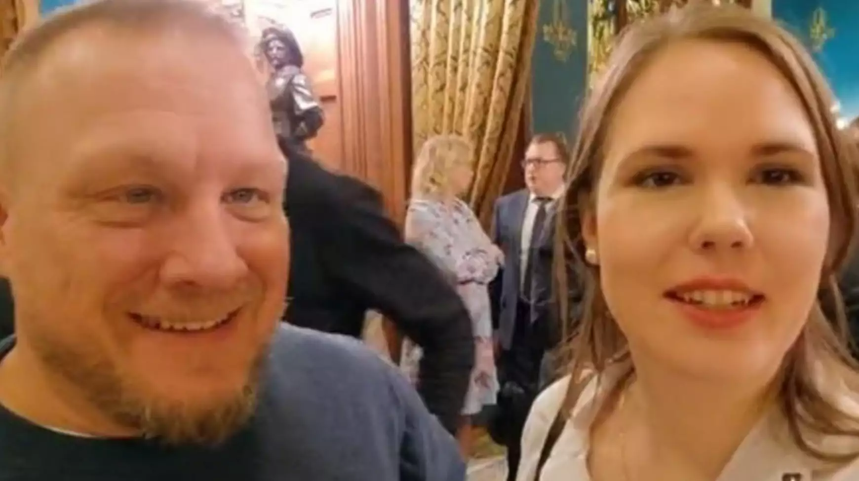 Thomas Röper és Alina Lipp, német újságírók, akiket az EU 17. Oroszország ellenes szankciócsomagjának részeként kitiltottak az EU-ból - X