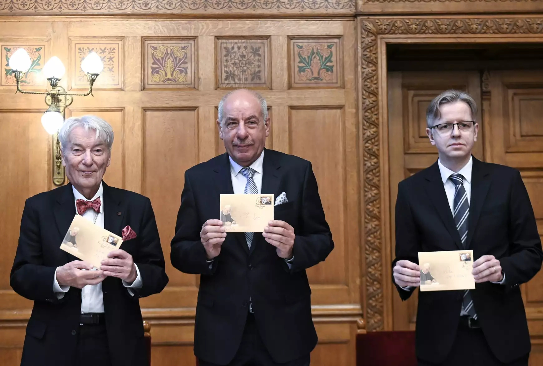 100. évf.