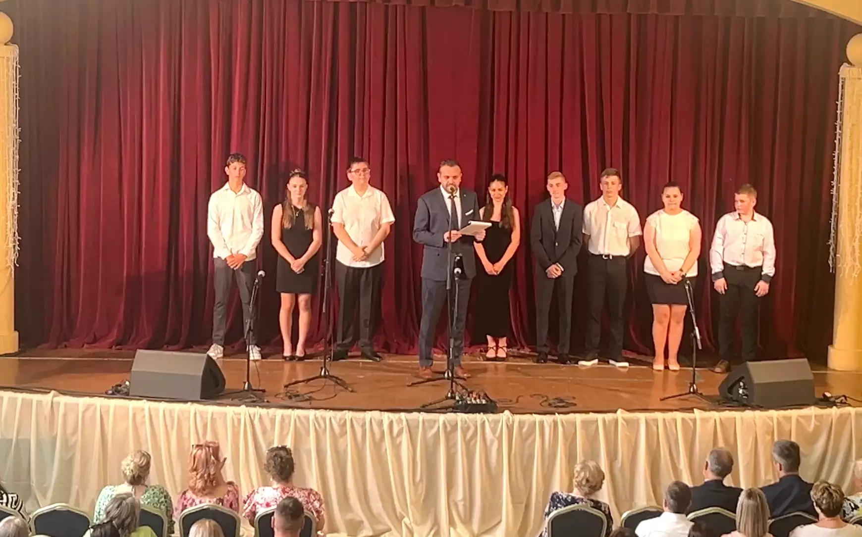 Gyemekmosoly díj gála