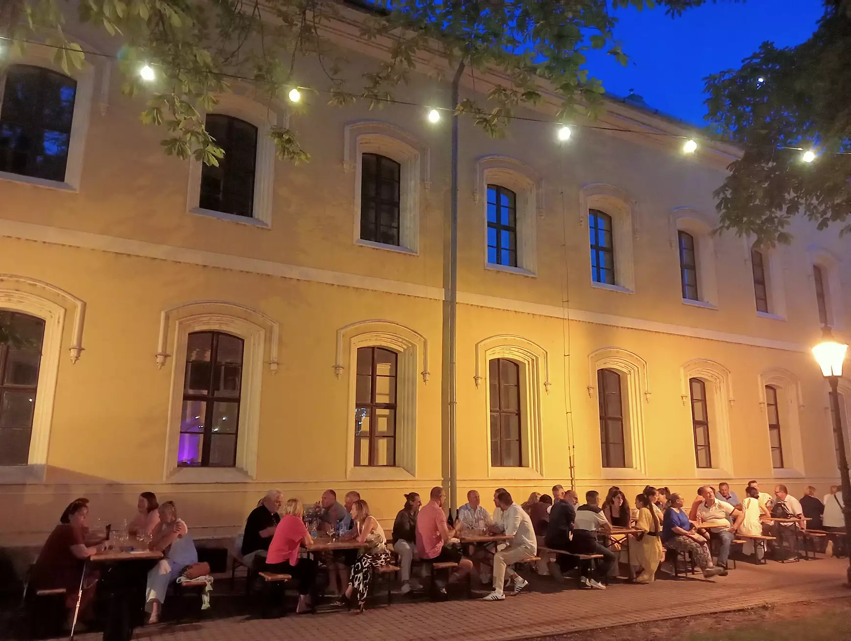 Jazz & Wine napok – nívós koncertekkel, zamatos borokkal és „gasztrokaravánnal” Komáromban - KÉPEKKEL