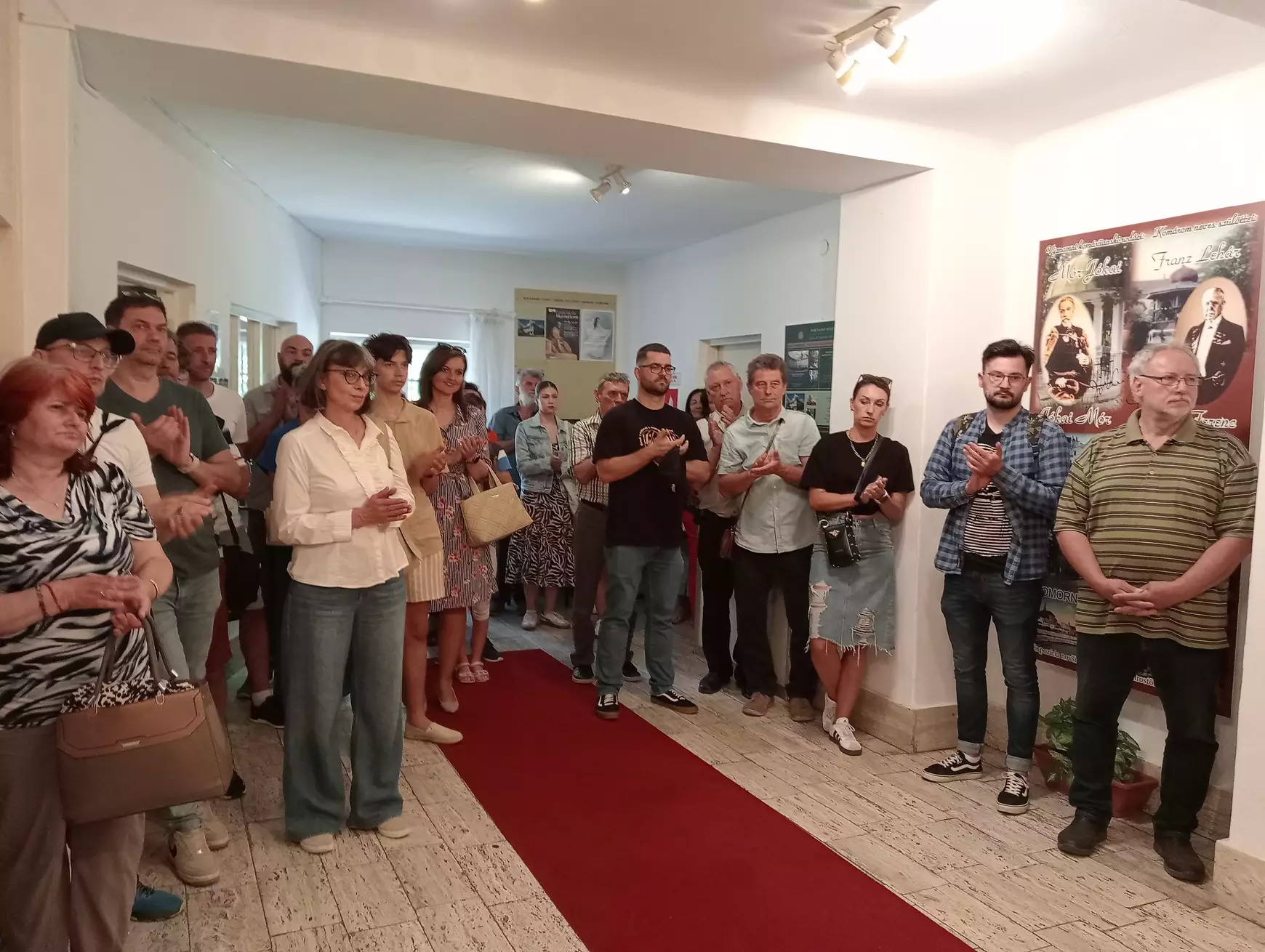 COXITÍPIA: a nőiesség különböző arcai Chovan József dunaradványi fotós művein - KÉPEKKEL