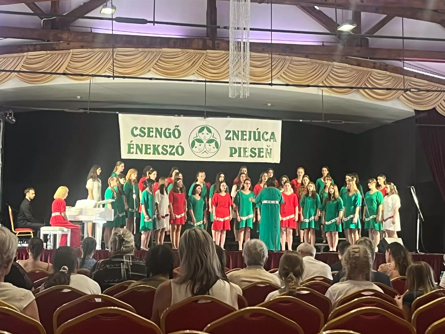 Csengő Énekszó