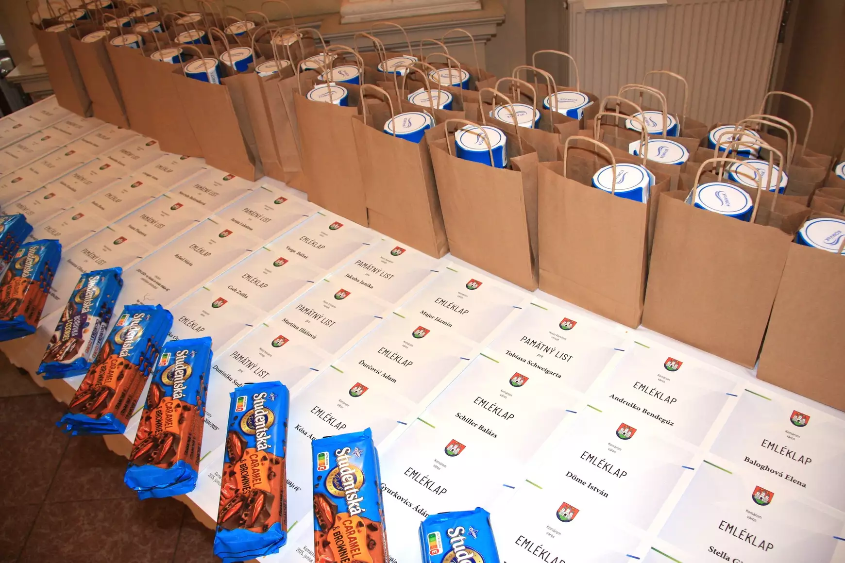 Jutalmazták a kiemelkedő teljesítményt nyújtó diákokat Komáromban - KÉPEKKEL