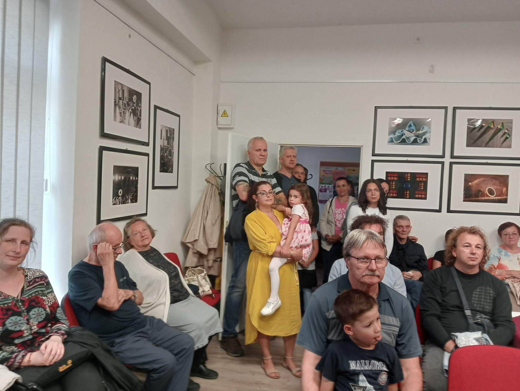 PRÉZIFOTO 25: érzelmeket és harmóniát árasztó képek a komáromi Zichy-pontban – KÉPEKKEL