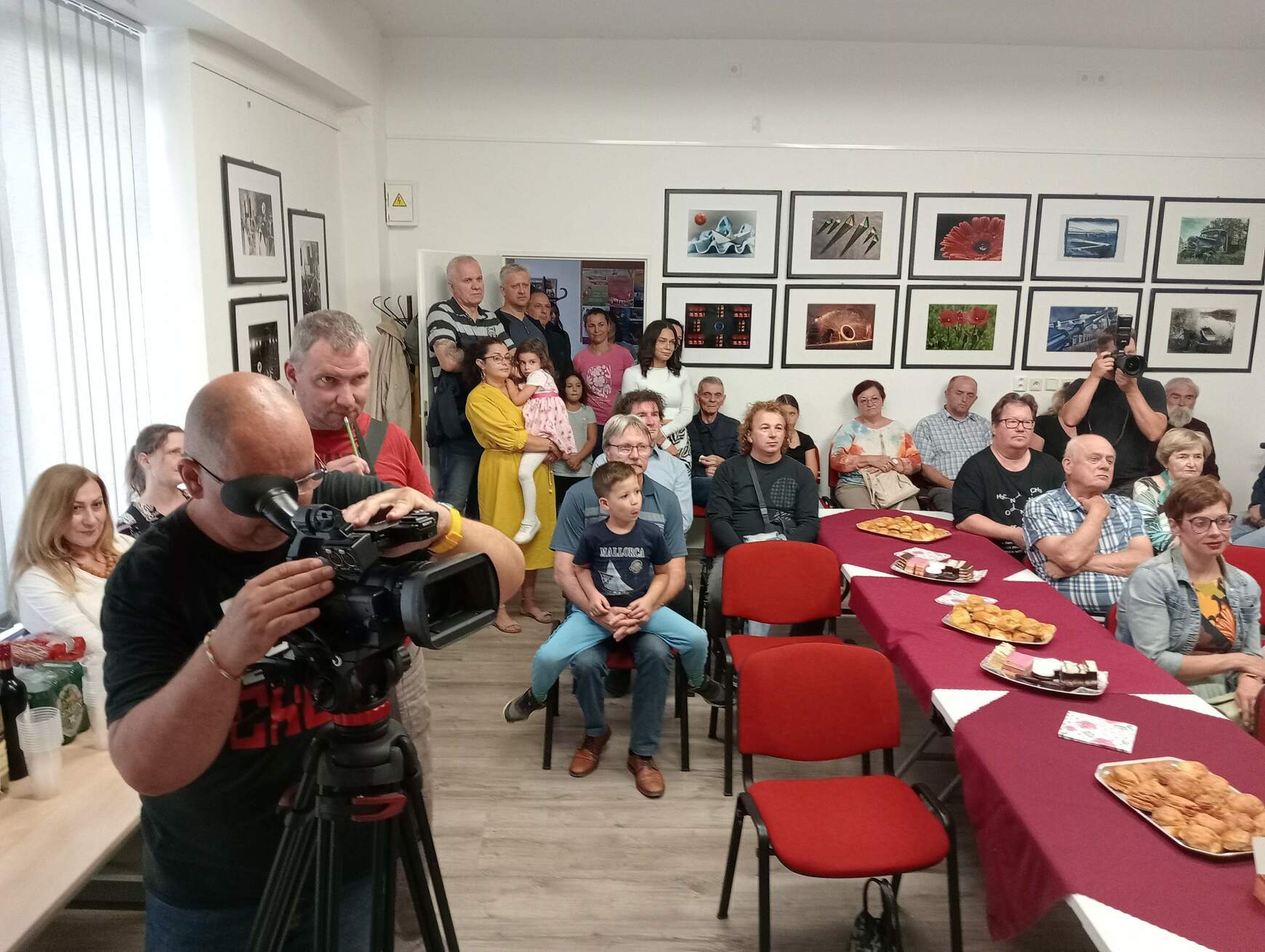 PRÉZIFOTO 25: érzelmeket és harmóniát árasztó képek a komáromi Zichy-pontban – KÉPEKKEL