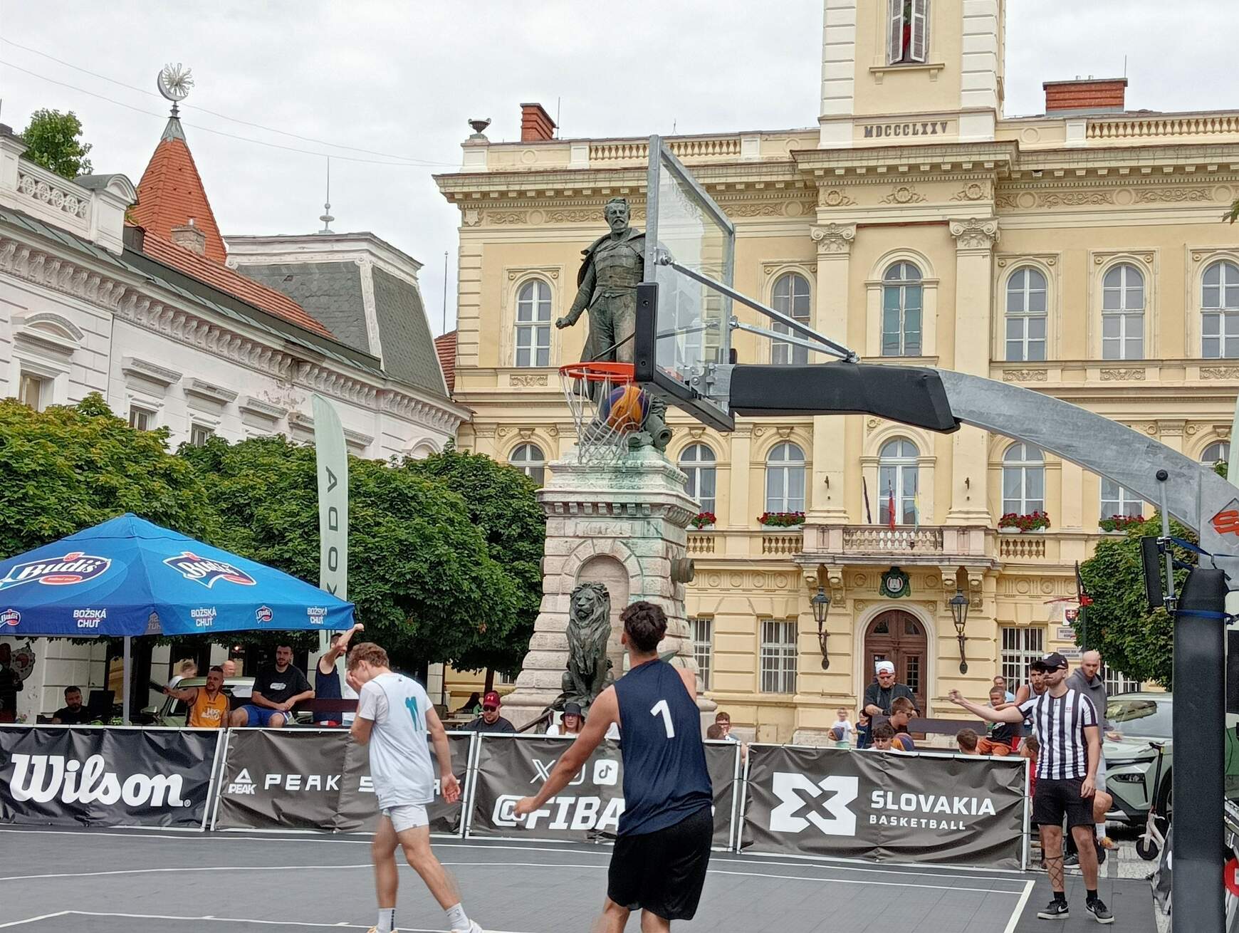 Jubileumi SBA 3x3 Pro Tour 2025 Komáromban – budapesti kosarasok győzelmével – KÉPEK