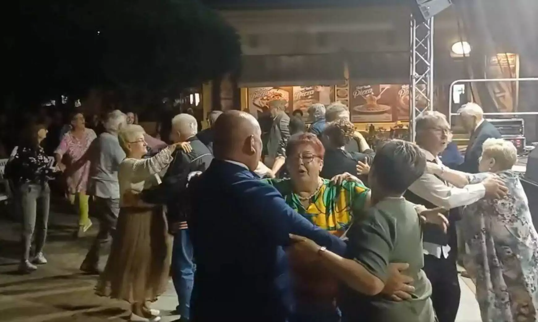 Szeretem a magyar nótát Párkány