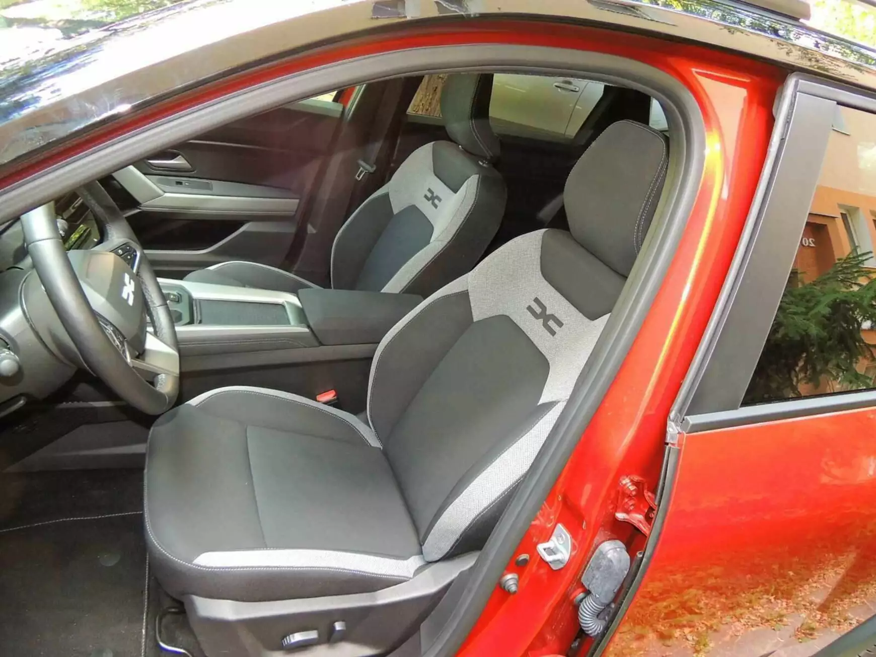 Dacia Bigster Journey Hybrid 155