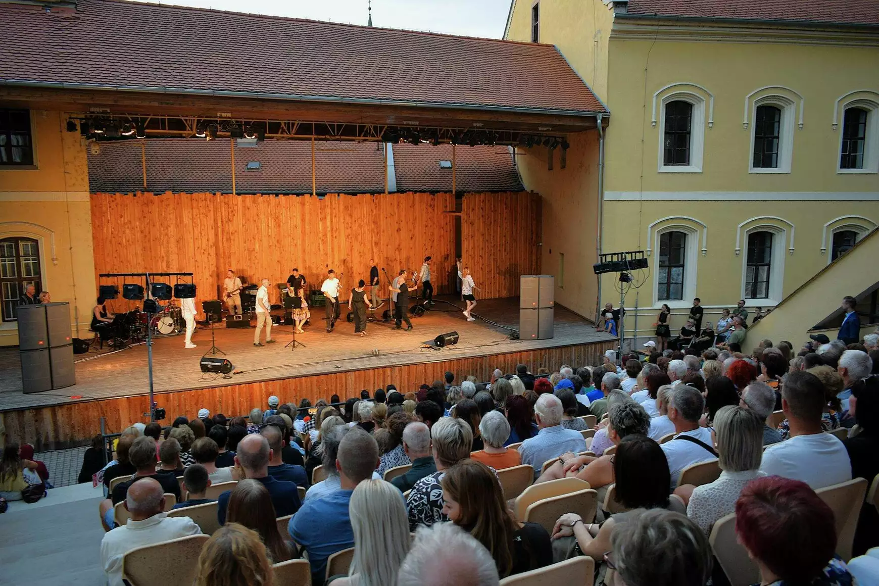 Komáromi Jókai Színház - bérletek éjszakája - nézőtér