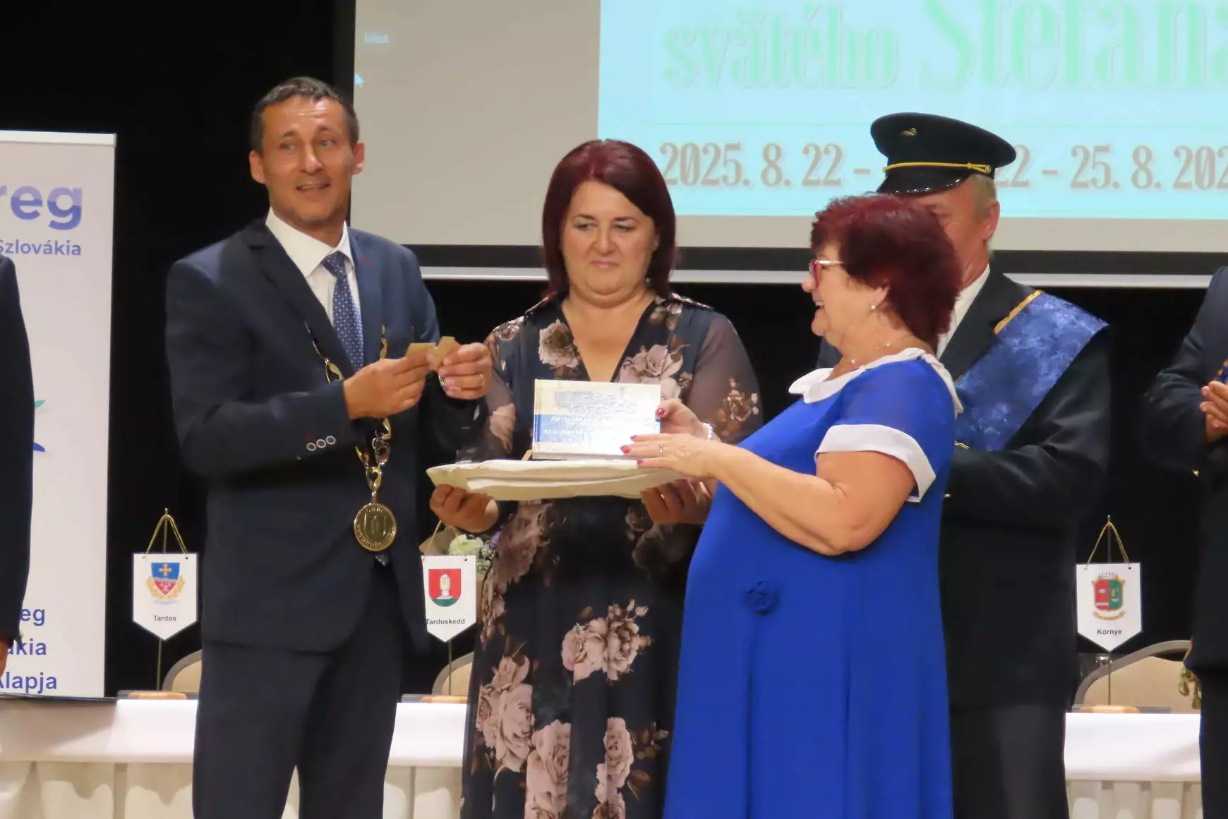 könyv a tardoskeddi vasútról