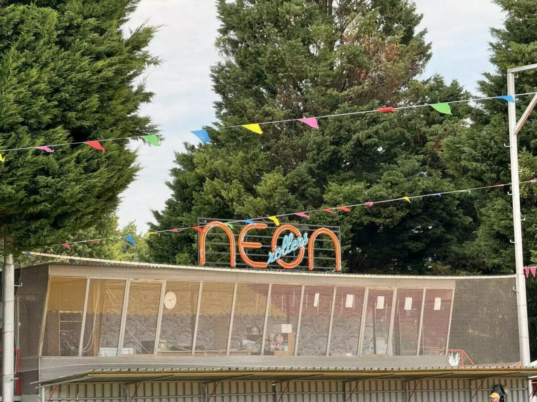 Egészségóvó, kondijavító, közösségkovácsoló a komáromi Neon Rollers Multisport Park - KÉPEKKEL 