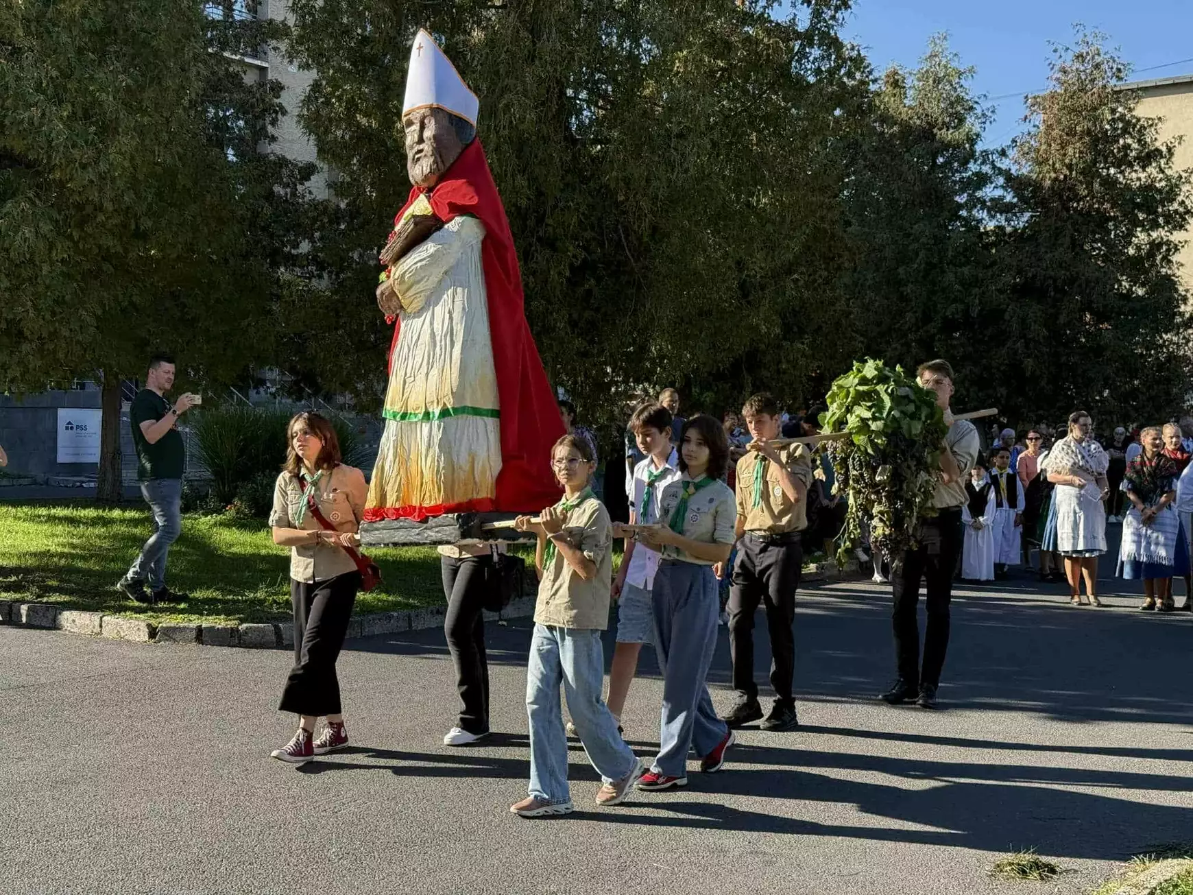 Felvonulás