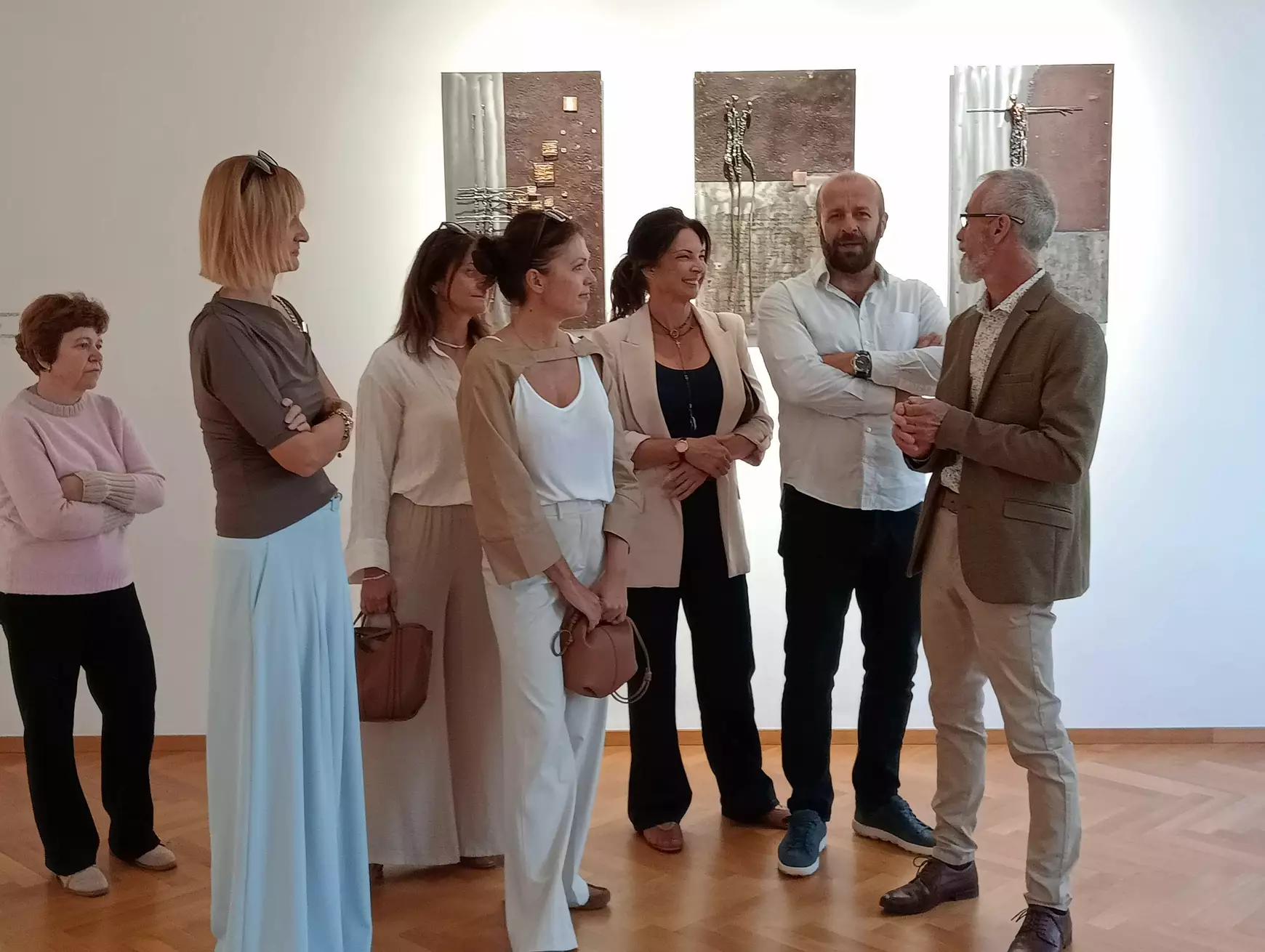 Ecce homo – Íme az ember: Čech Gábor „beszédes” fémszobrai a Platz Galériában– KÉPEKKEL