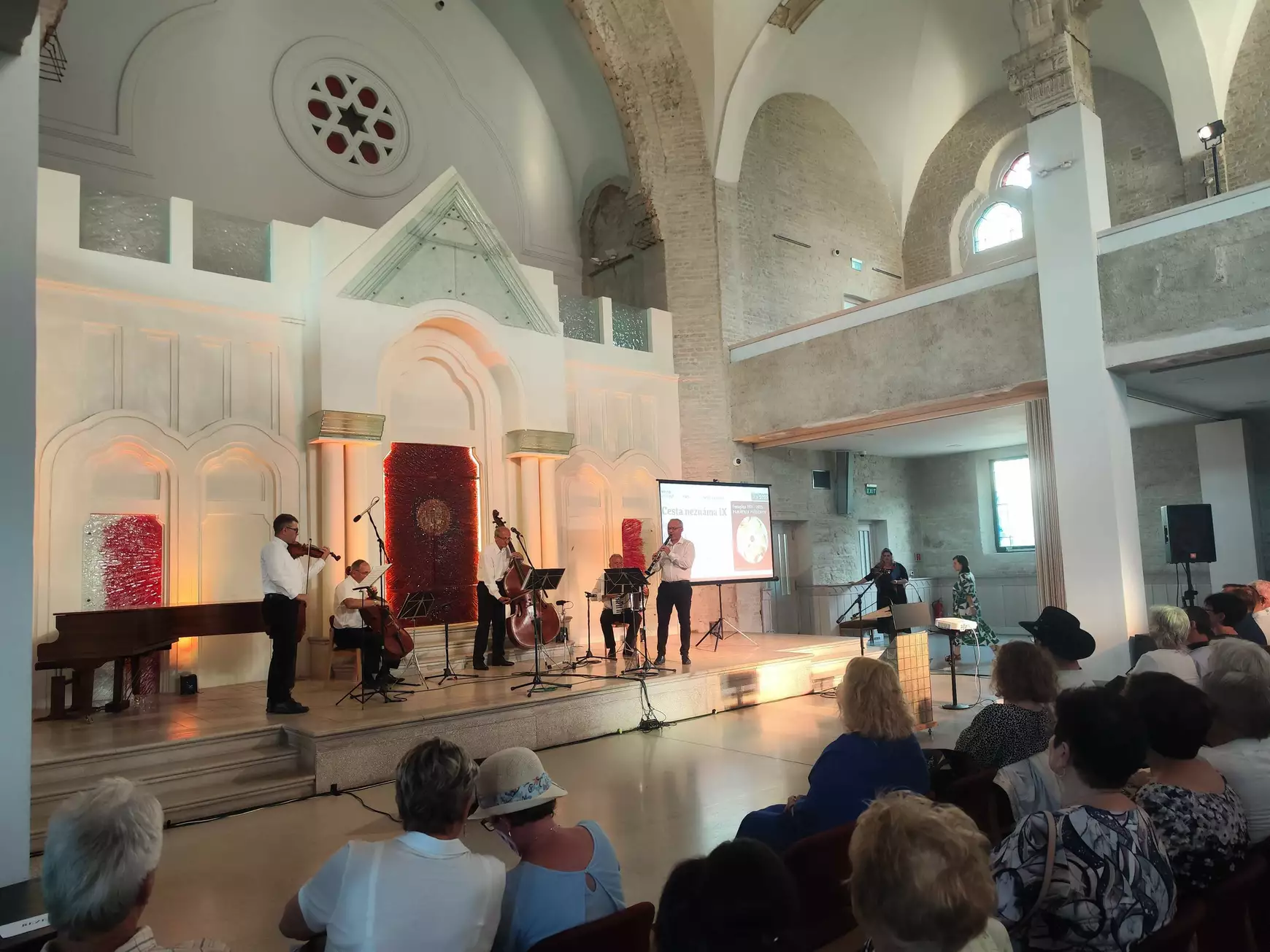 Koncert is része volt az emlékezésnek