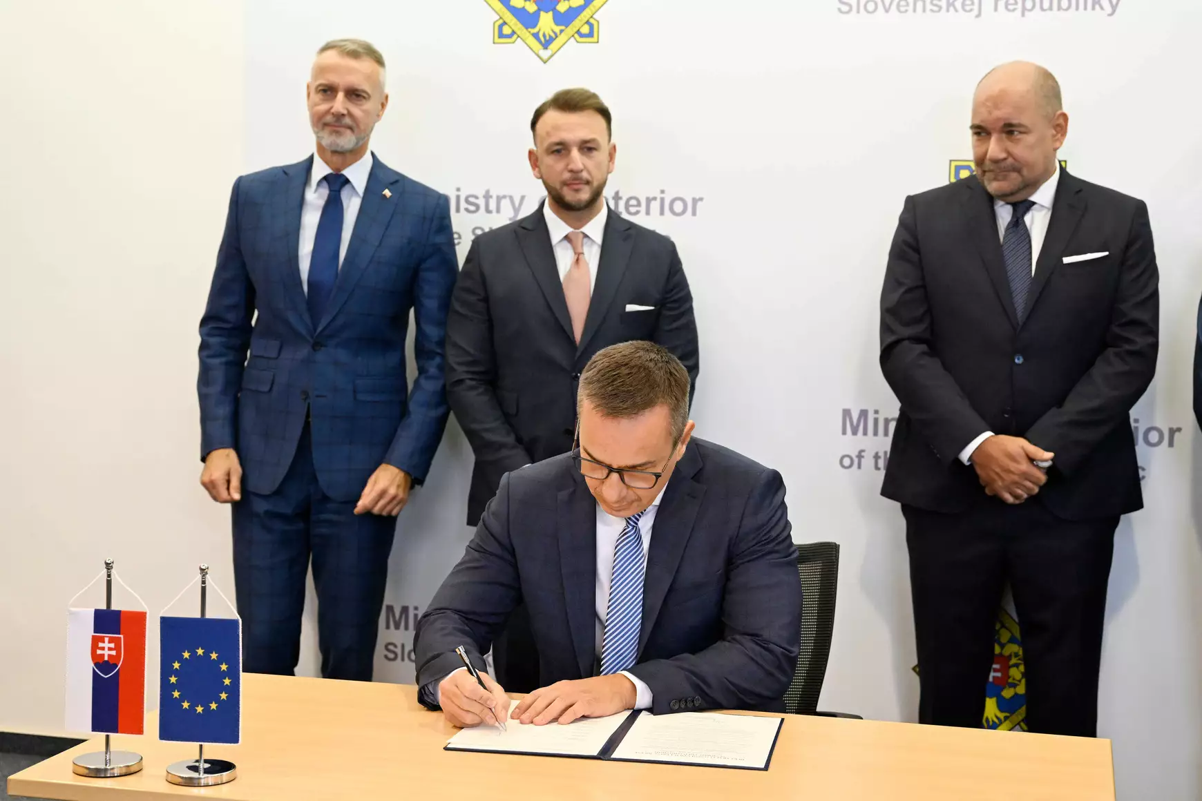 deklaráció aláírása az idősek védelmében