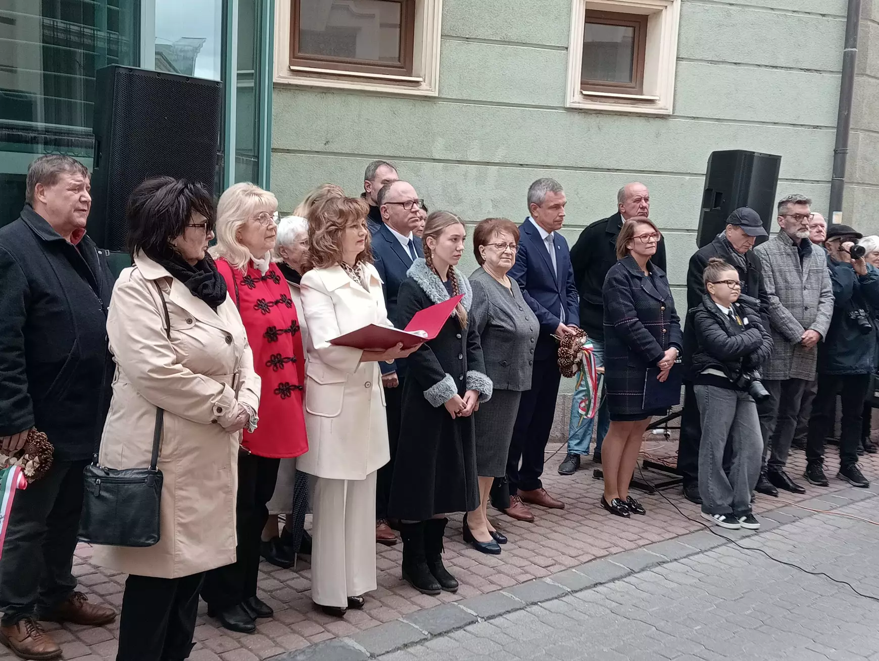 Újabb jeles személyiség emléktáblája díszíti a Kultúrpalota falát – KÉPEKKEL