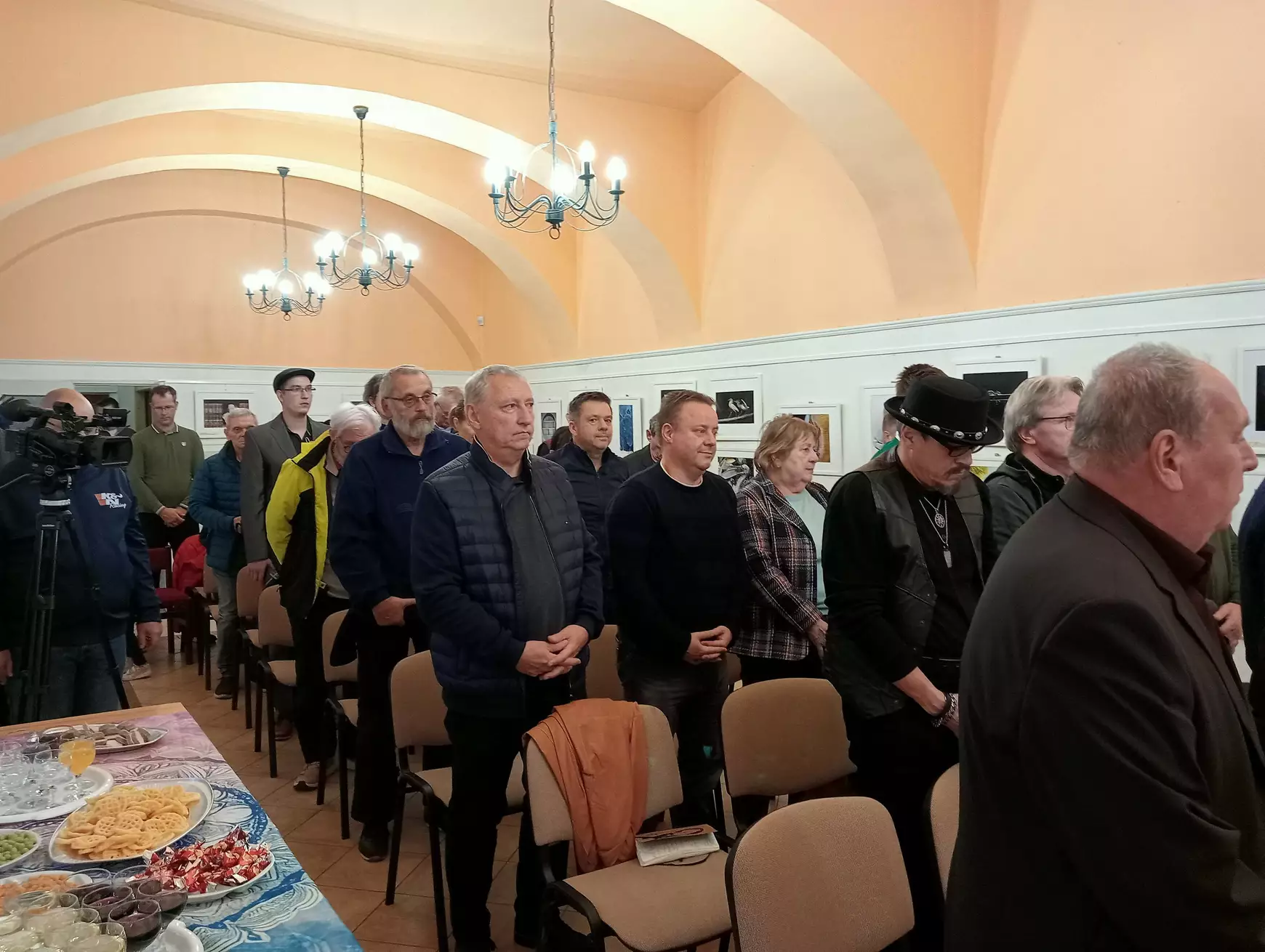 Tematikai sokszínűség a „XXV. Fotószalon“ vándorkiállításán – KÉPEKKEL