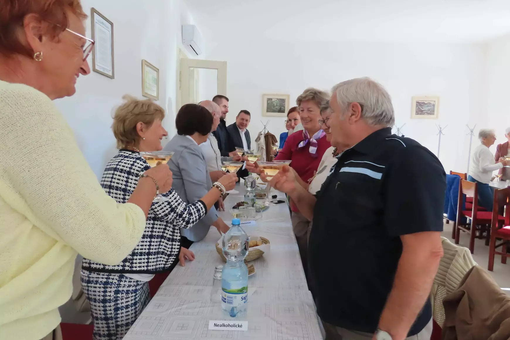 nyugdíjas otthon felújítása Párkány