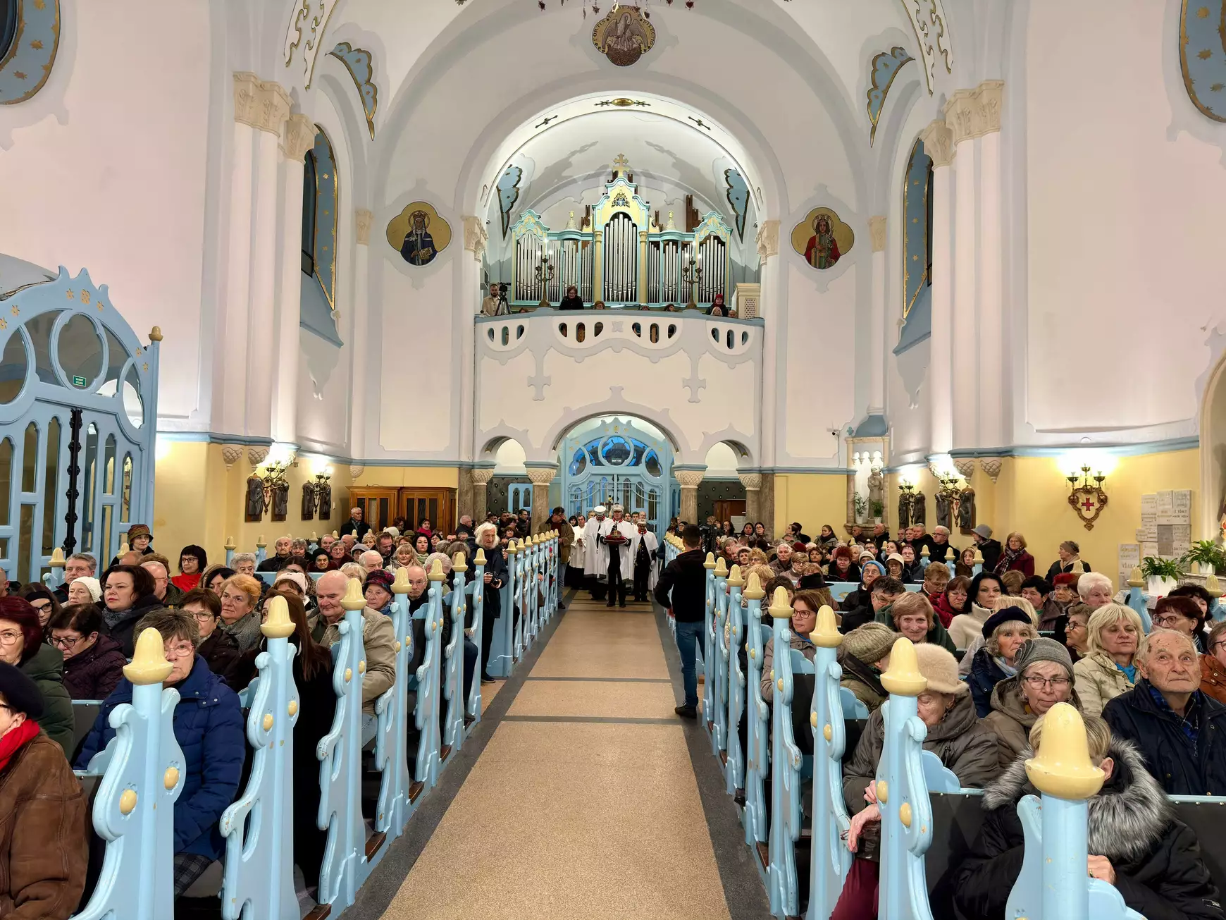 szentév