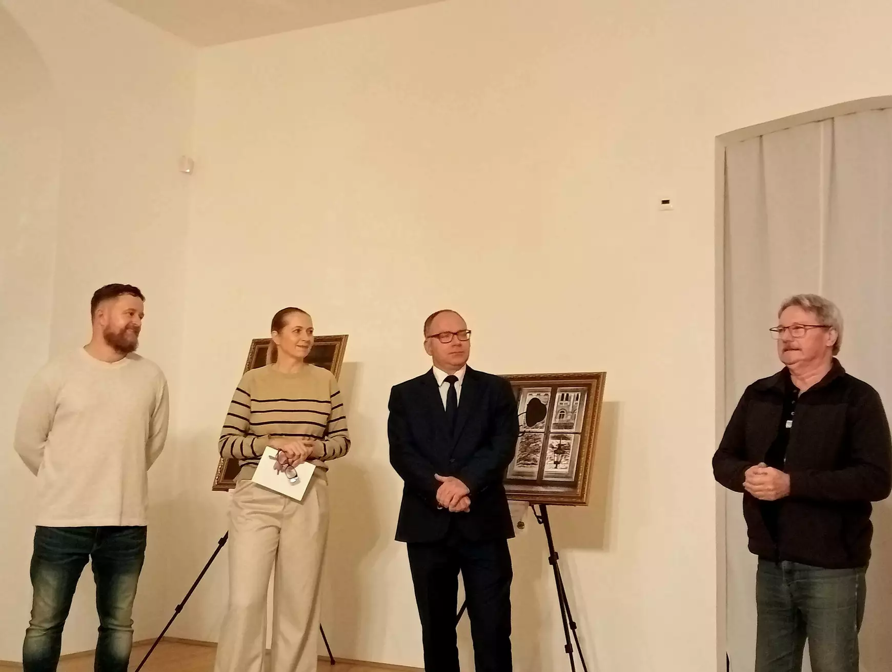 Fotók a regények valóságán túl: Jókai műveinek vizuális továbbgondolása – KÉPEKKEL