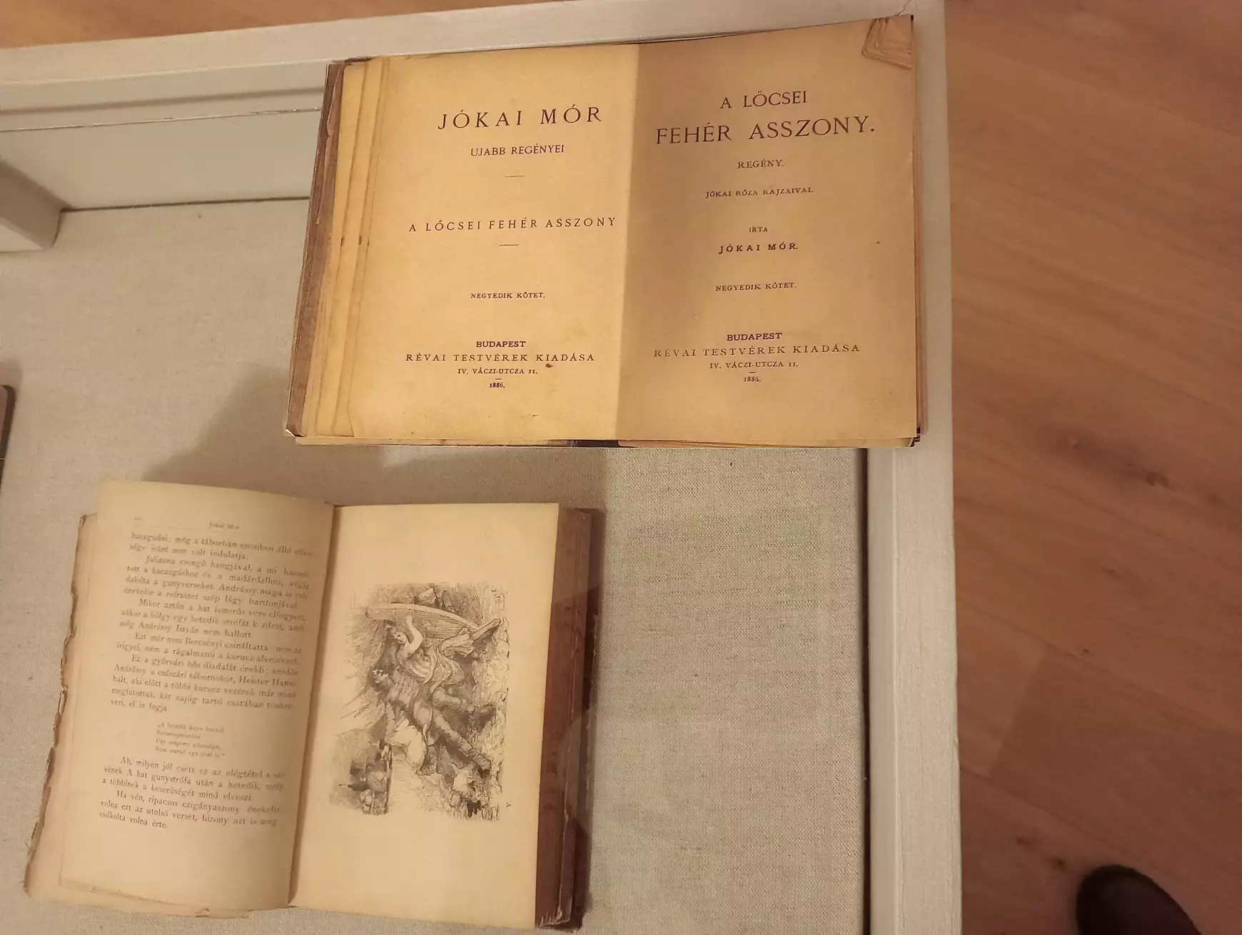 A lőcsei fehér asszony című kiállítás három idősík párbeszédét hozza létre -  KÉPEKKEL