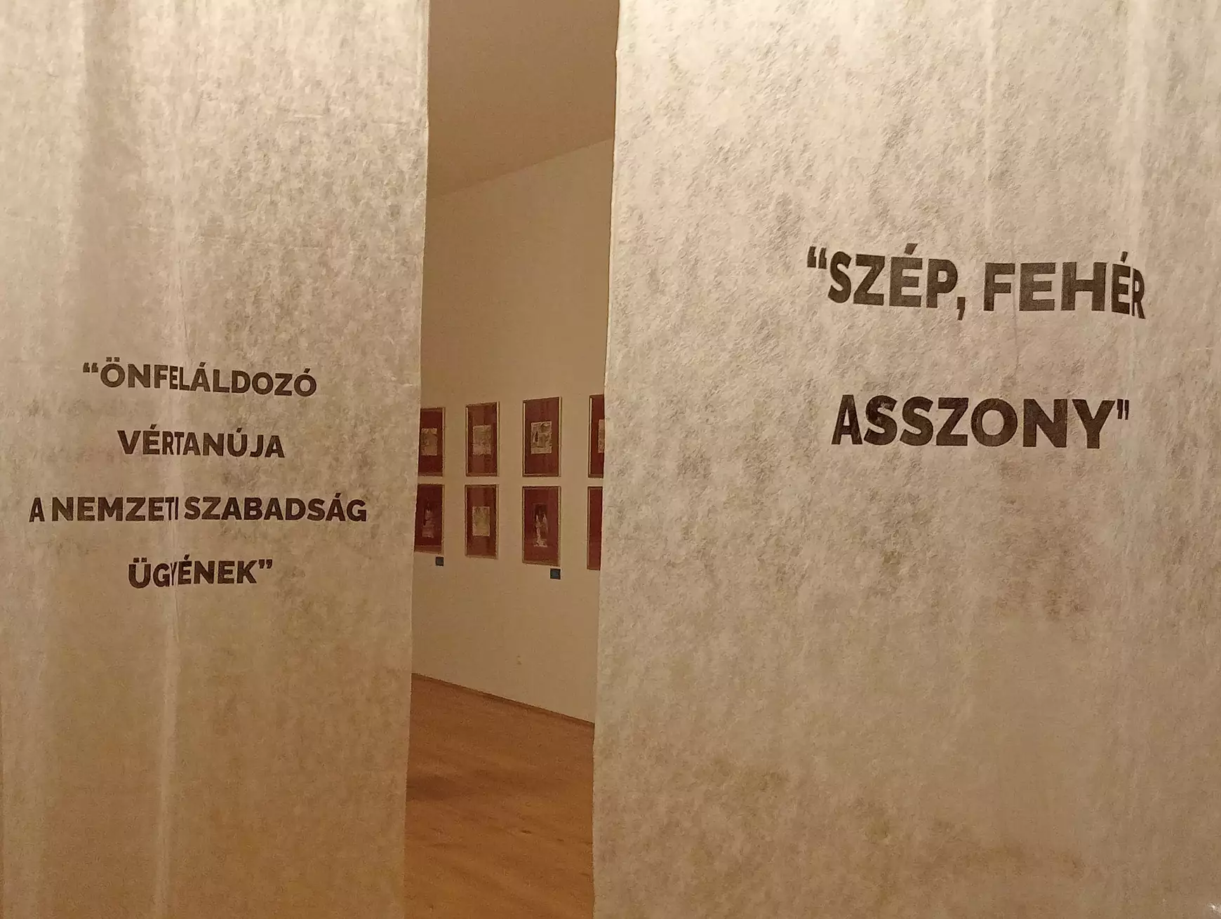 A lőcsei fehér asszony című kiállítás három idősík párbeszédét hozza létre -  KÉPEKKEL