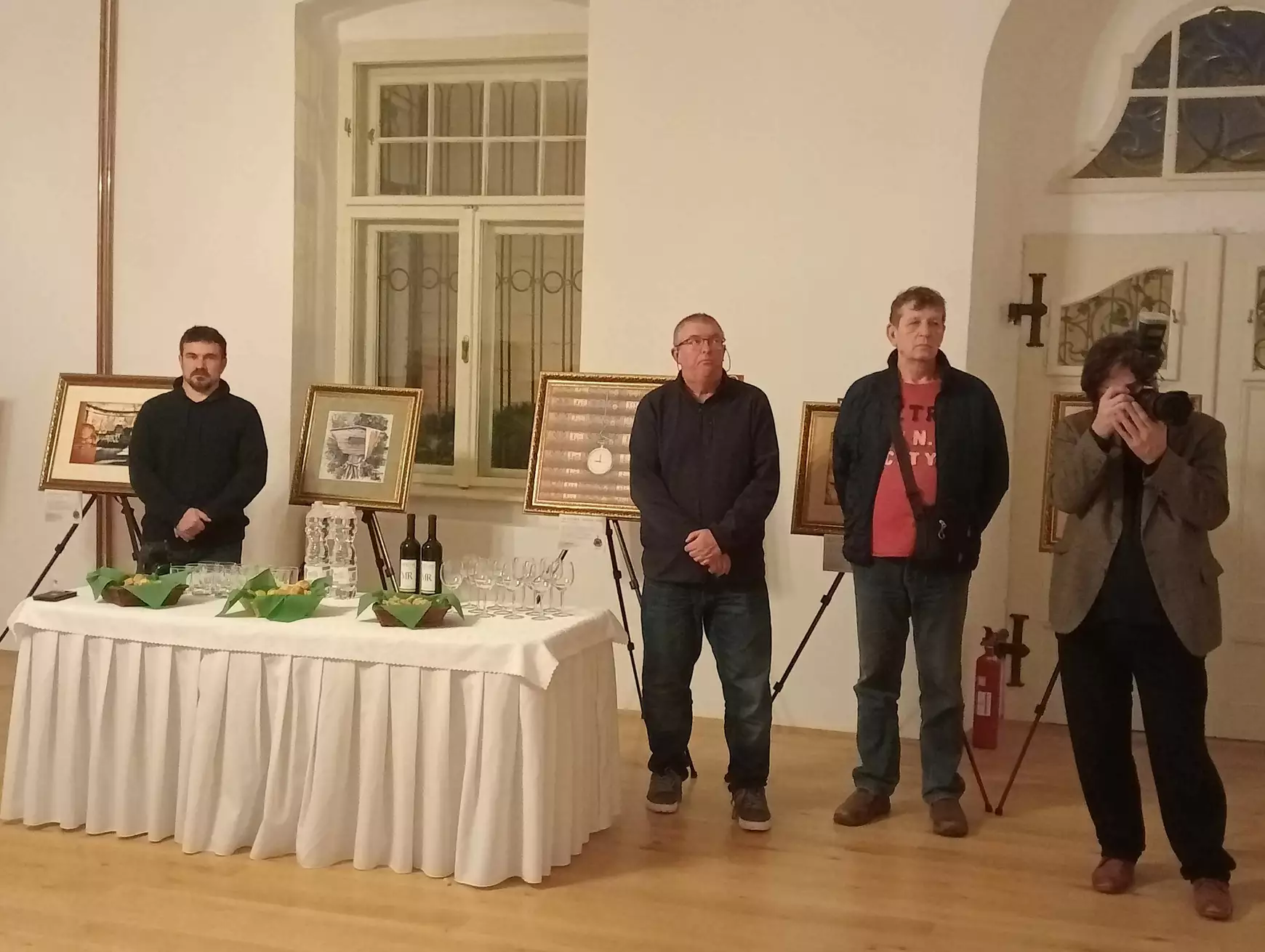 A lőcsei fehér asszony című kiállítás három idősík párbeszédét hozza létre -  KÉPEKKEL