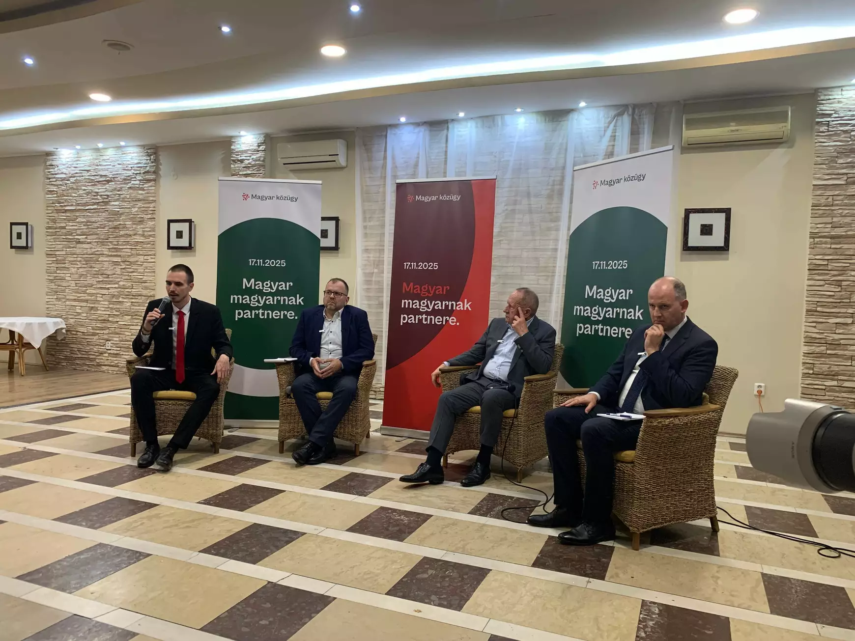 Csápai Ádám, Őry Péter, Ambrovics Ferenc és Csáky Csongor