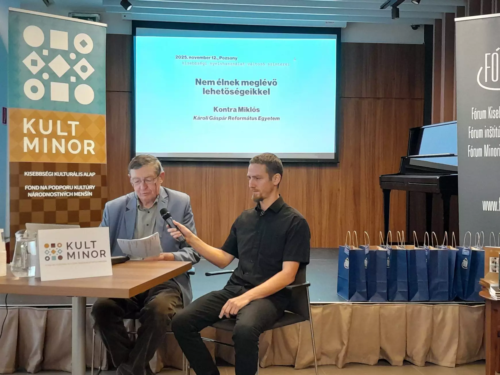 nyelvhasználati konferencia