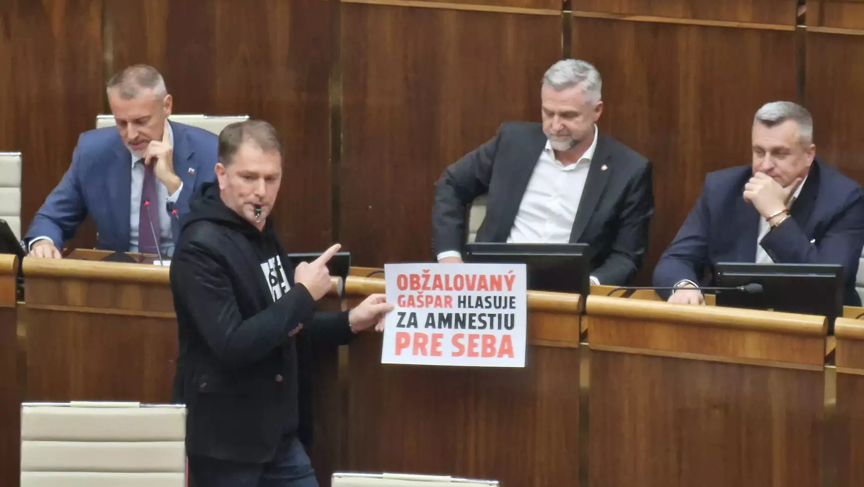szlovák parlament – a Beneš- dekrétumokról való szavazás