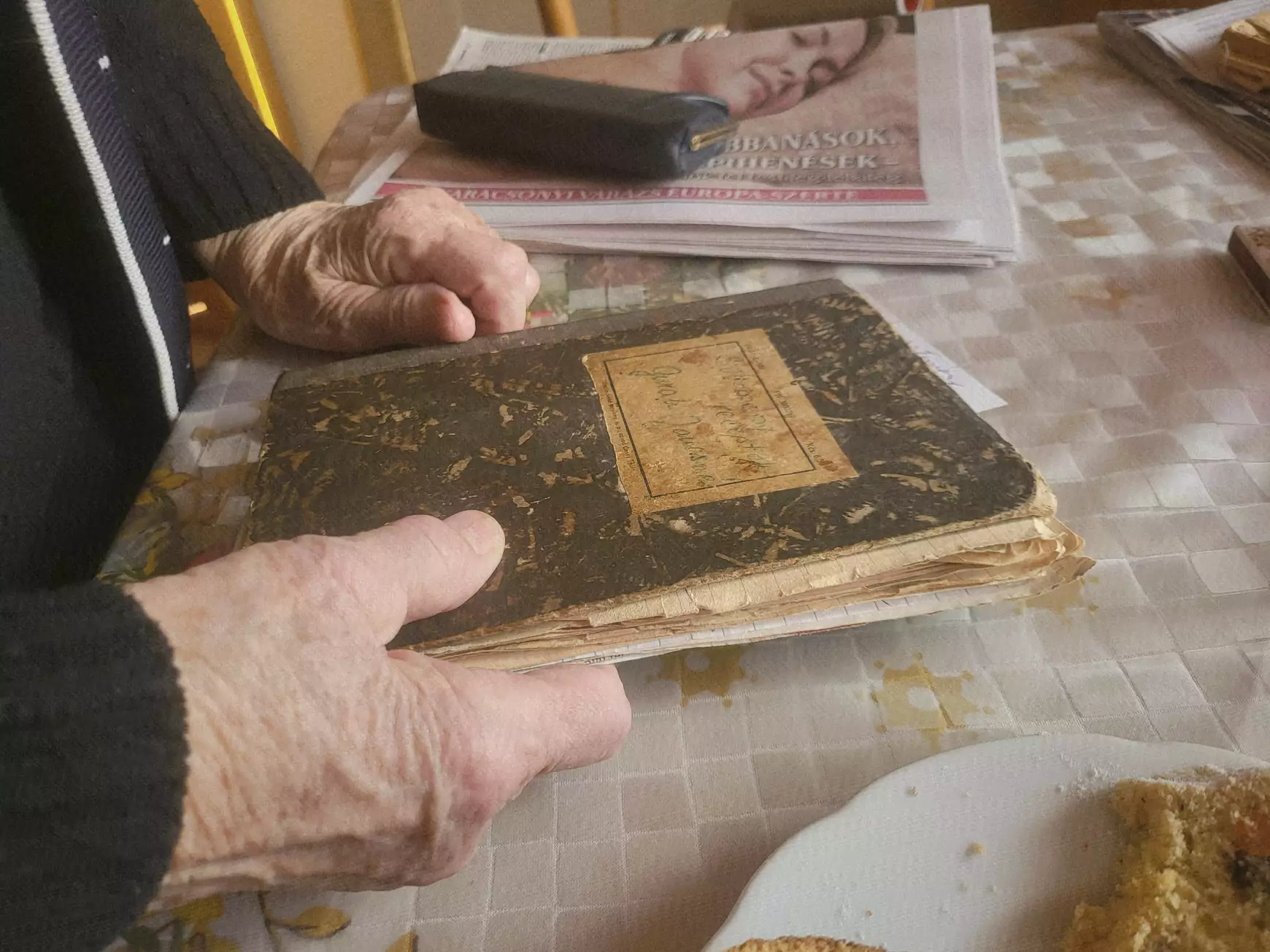 Julis néni