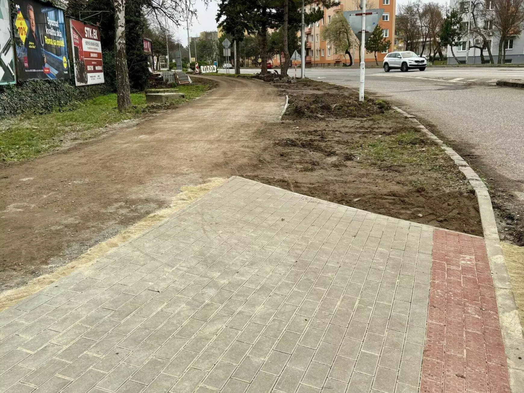 Folytatódik a kerékpárhálózat fejlesztése Komáromban - KÉPEKKEL