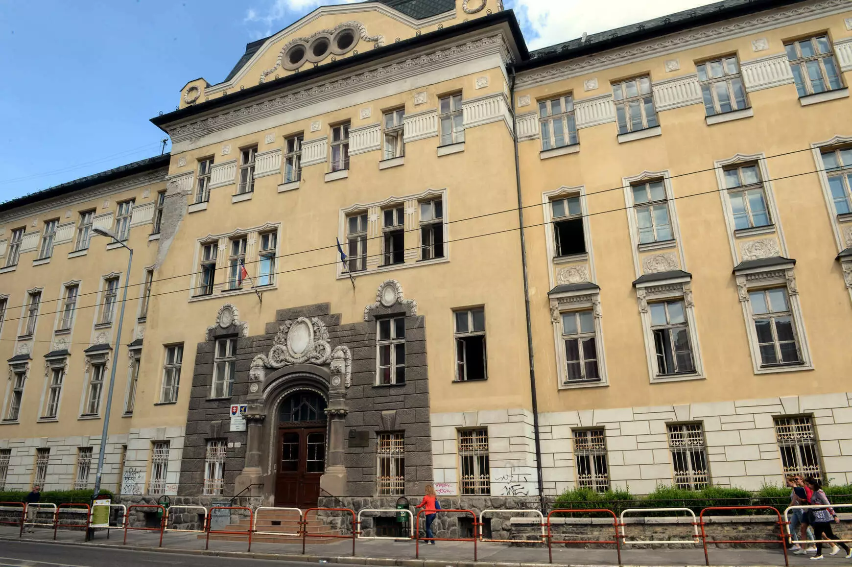 A Dunai utcai iskola épülete
