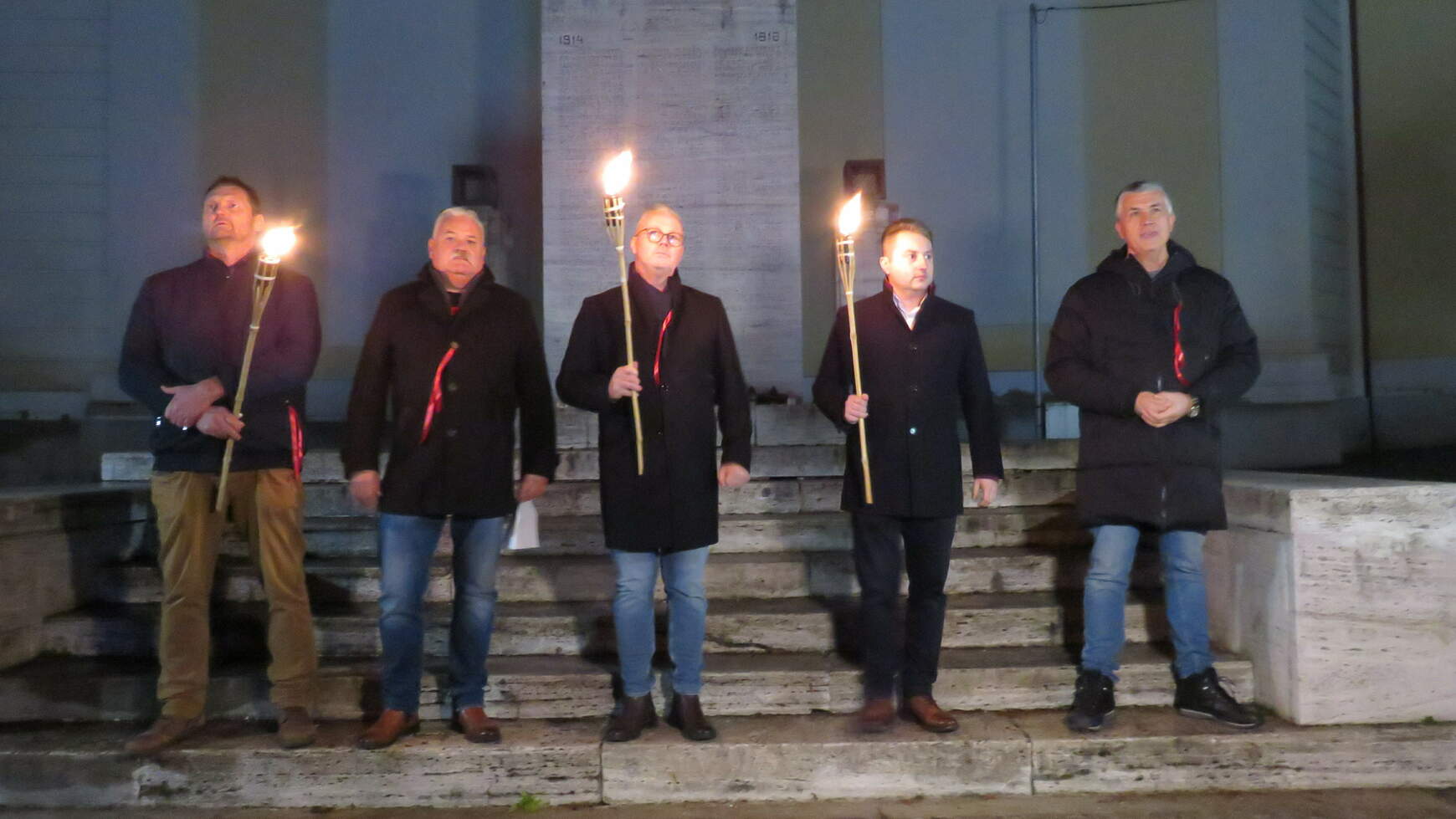 A fáklyás felvonulás szónokai