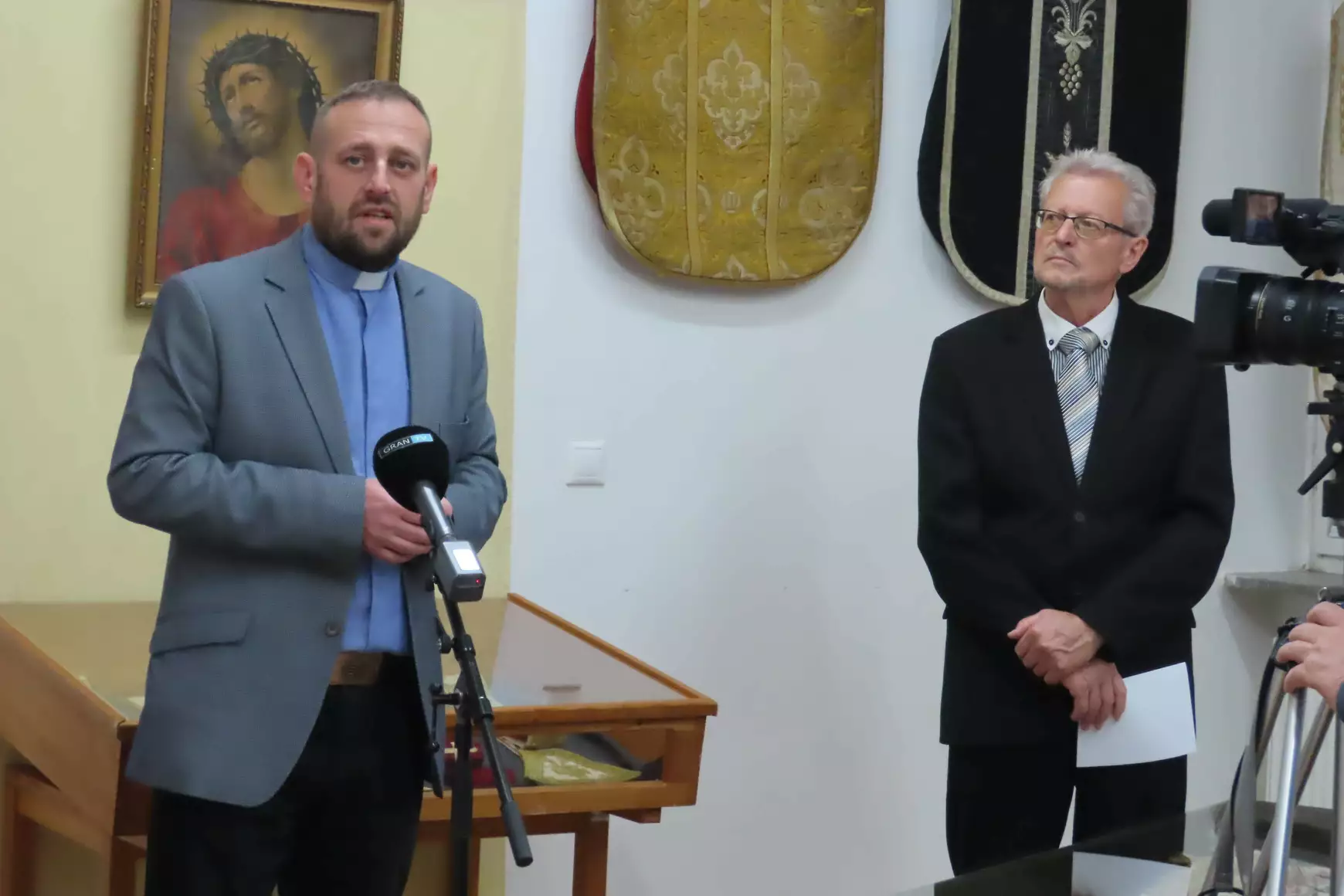 Farkas Zsolt szőgyéni plébános a Jópásztor Alapítvány elnöke, a Pázmaneum Társulás elnökségi tagja mutatta be a becses szakrális hagyatékot