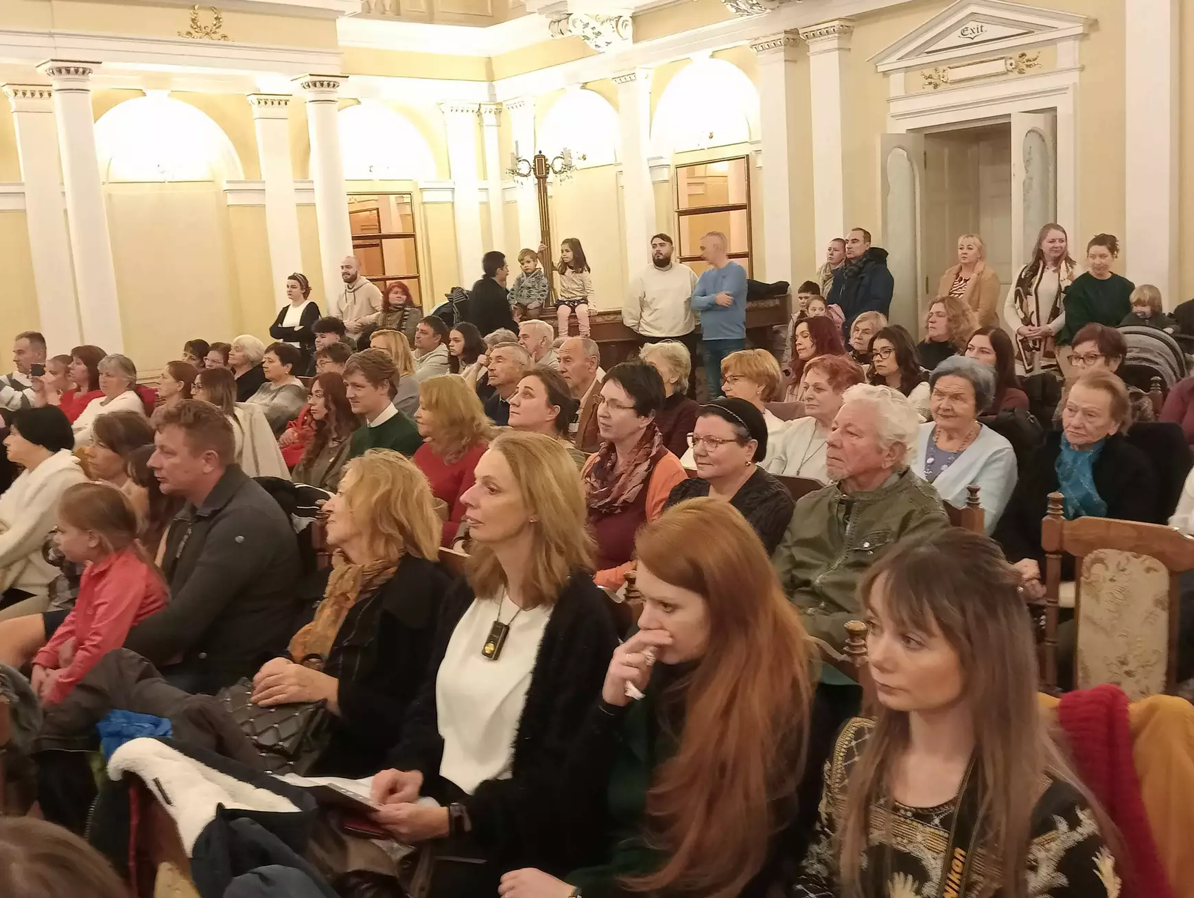  Ünnepi hangulatot loptak a hallgatóság szívébe a „czafrangósok“ – KÉPEKKEL 