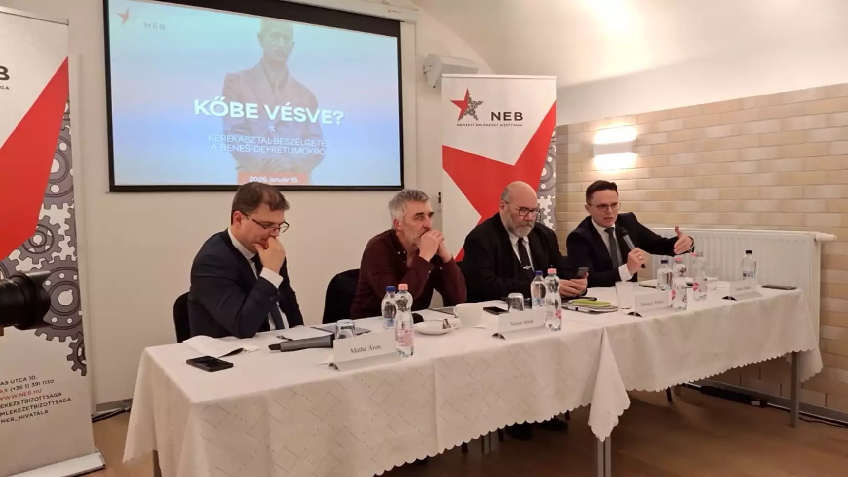 kőbe vésve
