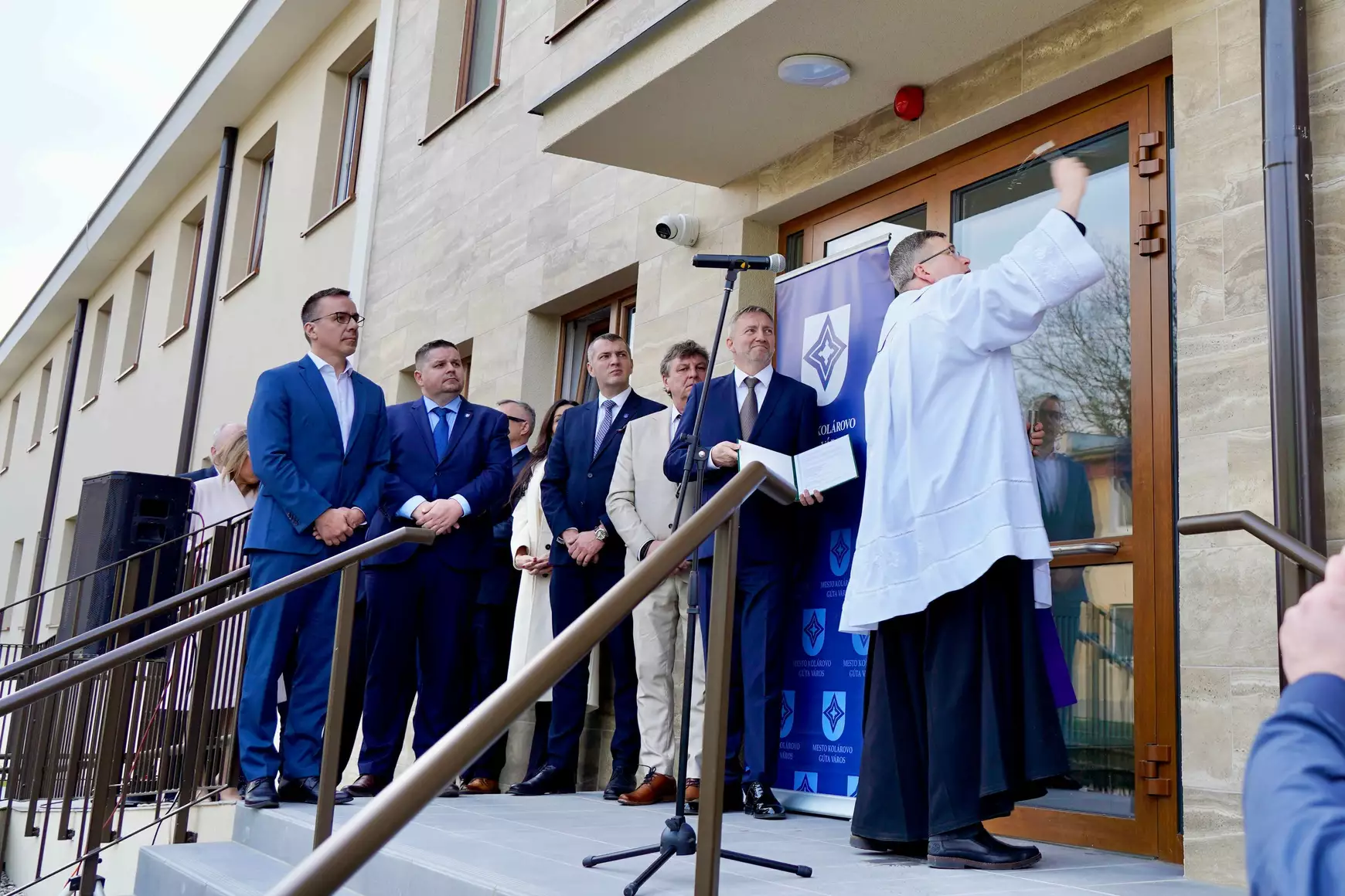 Szociális intézmény létesítése munkahelyteremtéssel, Gútán – KÉPEKKEL