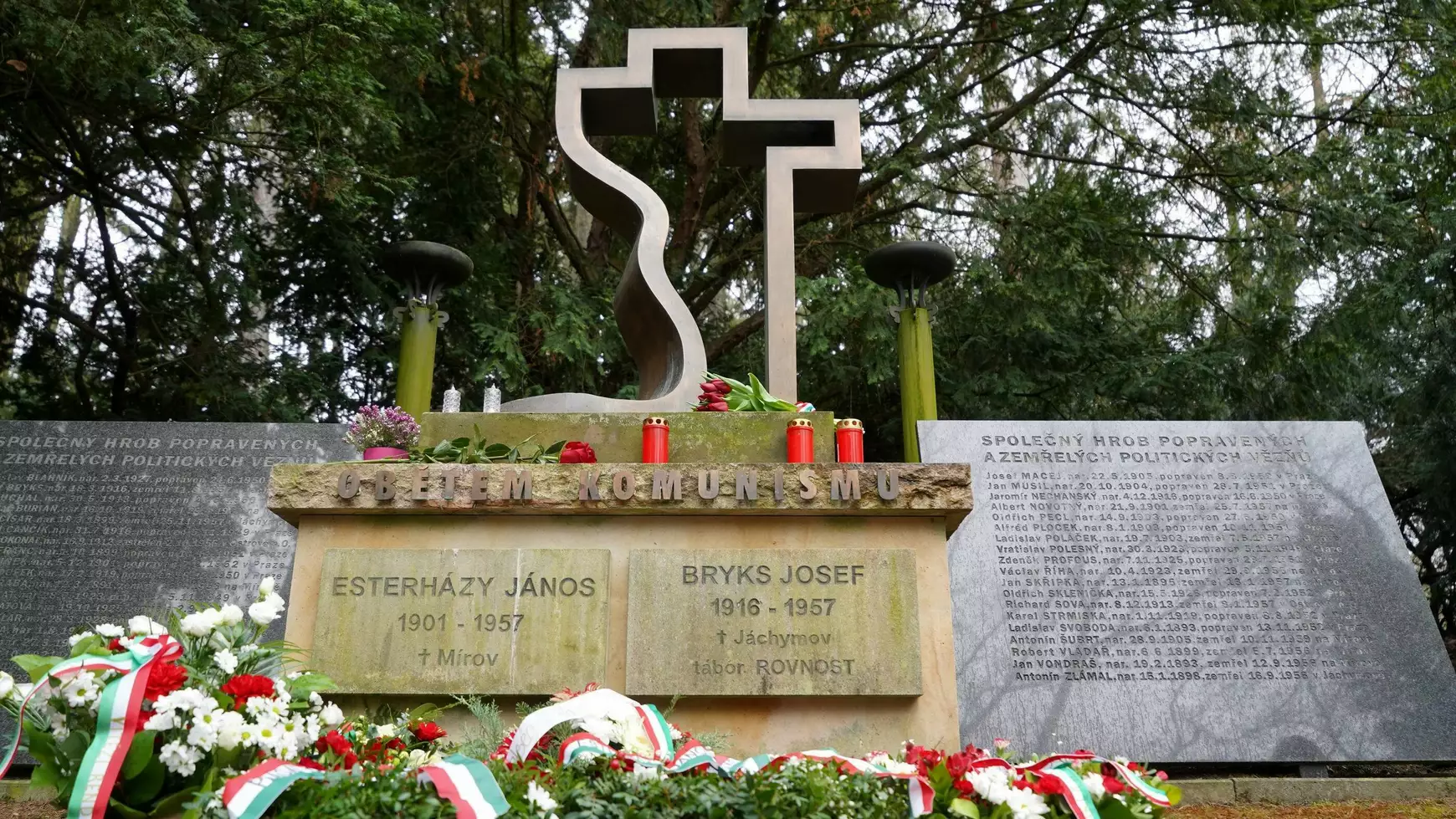 Esterházy János prágai emlékhelye