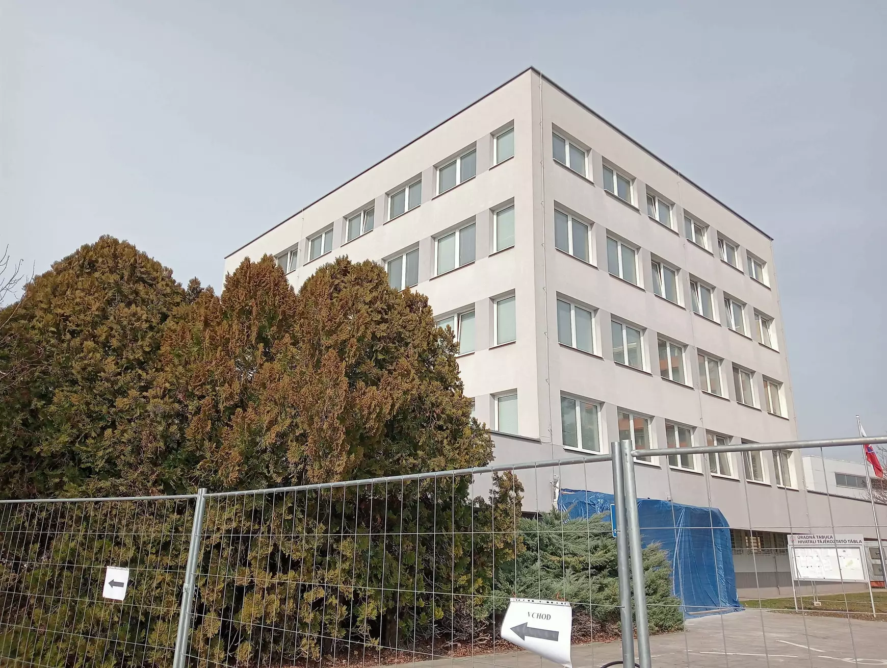Hősies helytállás a komáromi baleset kapcsán: köszönjük a segítséget, Aurél! - KÉPEKKEL