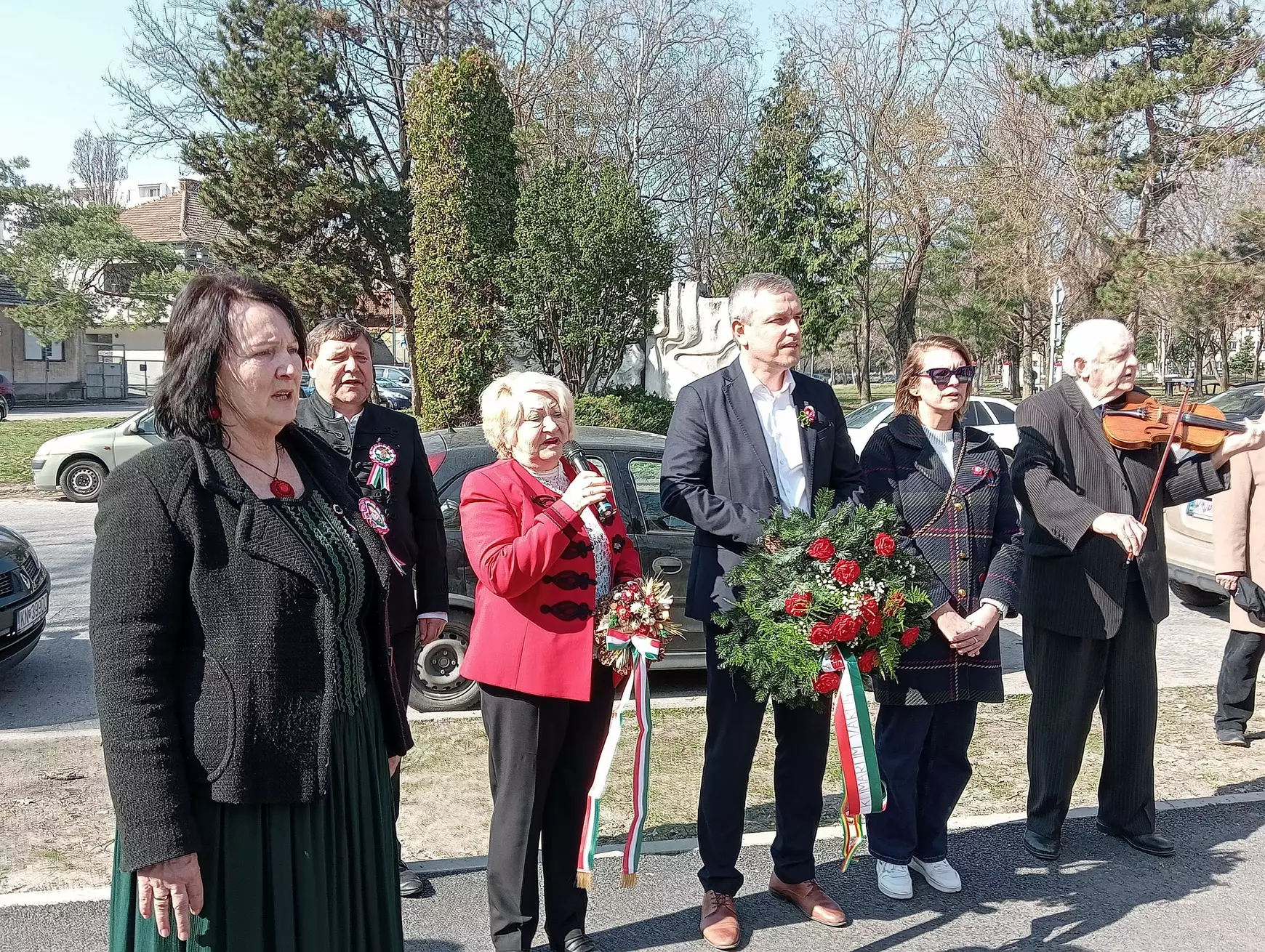  Elkezdődött az 1848/ 49-es magyar forradalom és szabadságharc hőseiről való ünnepségsorozat Komáromban – KÉPEKKEL