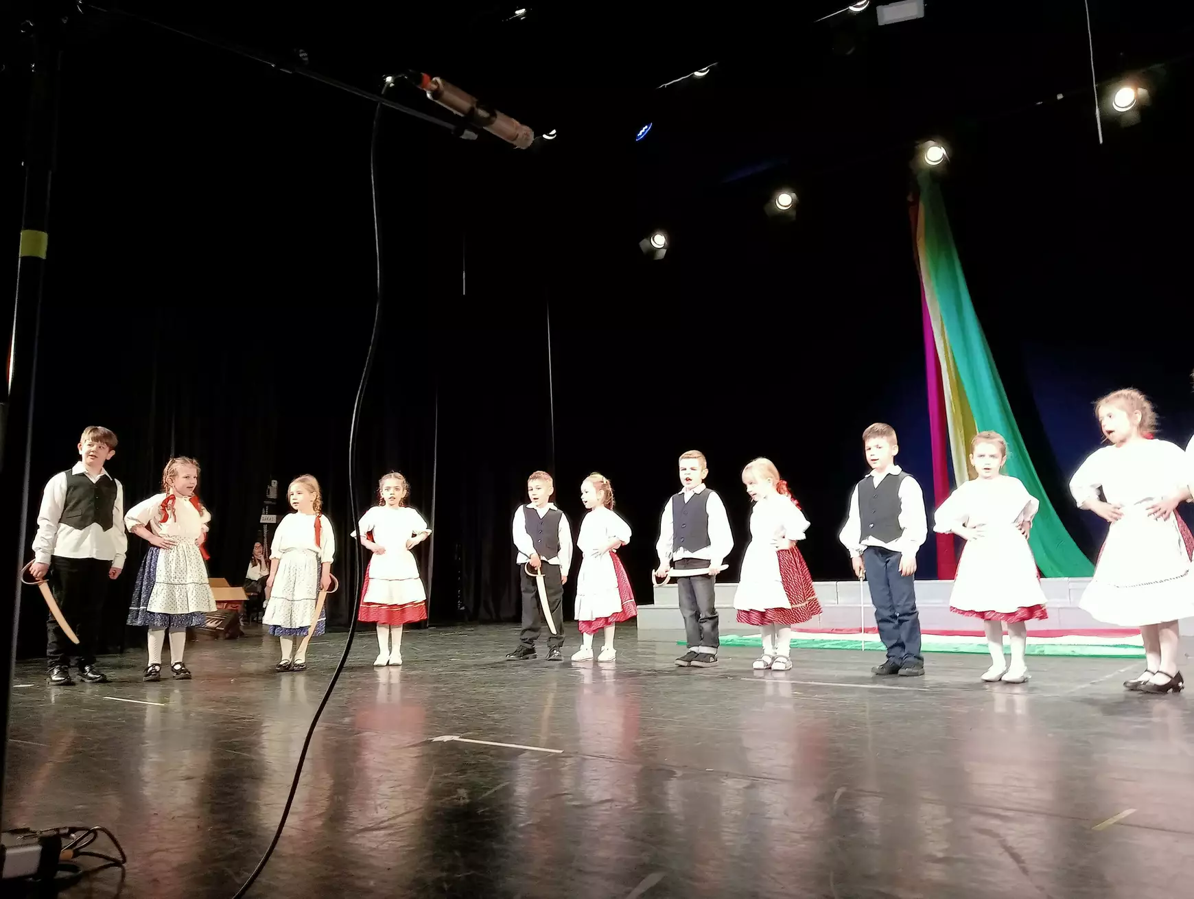  „Nekünk is az egykori helytálló hősökhöz hasonlóan kell viselkednünk...!” - KÉPEKKEL