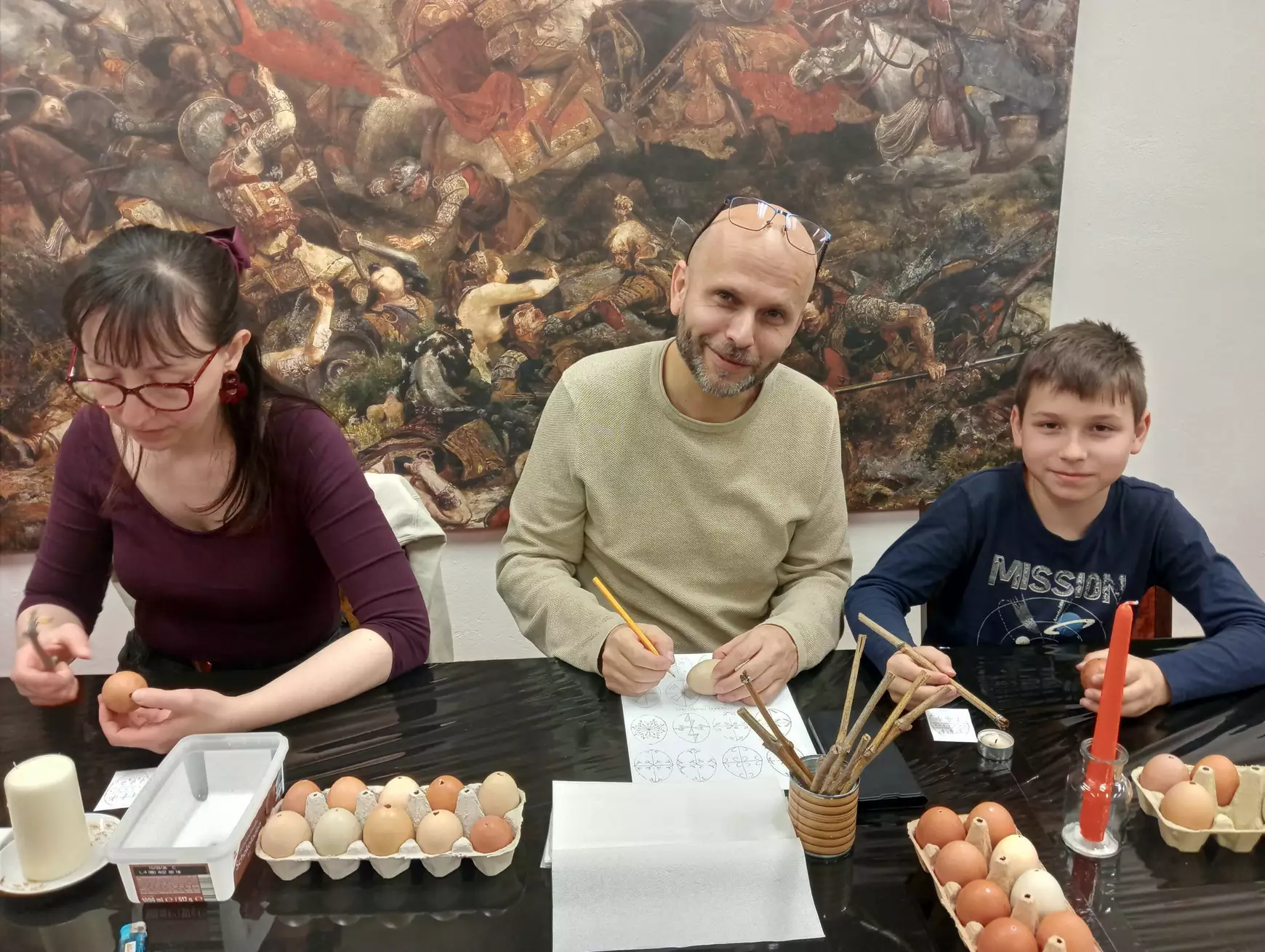 Hagyományteremtés tojásírással a Duna Menti Múzeumban – KÉPEKKEL