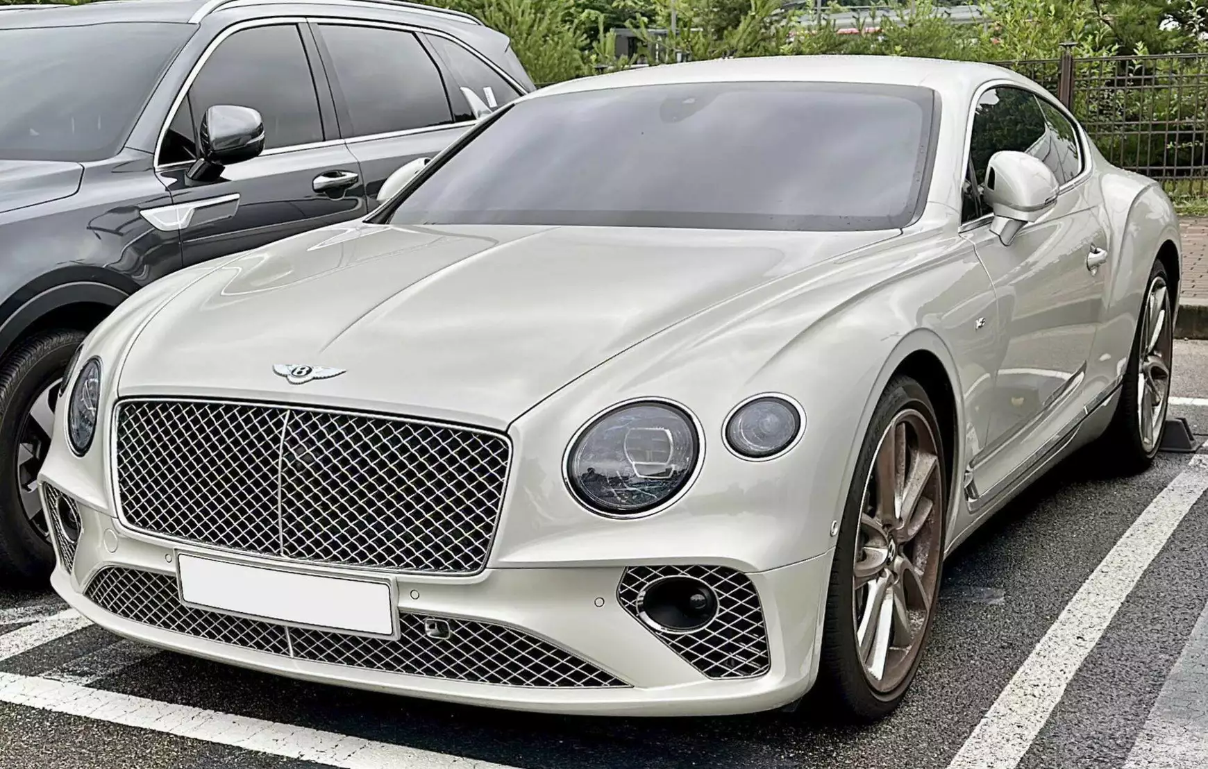 Bentley - wikimedia