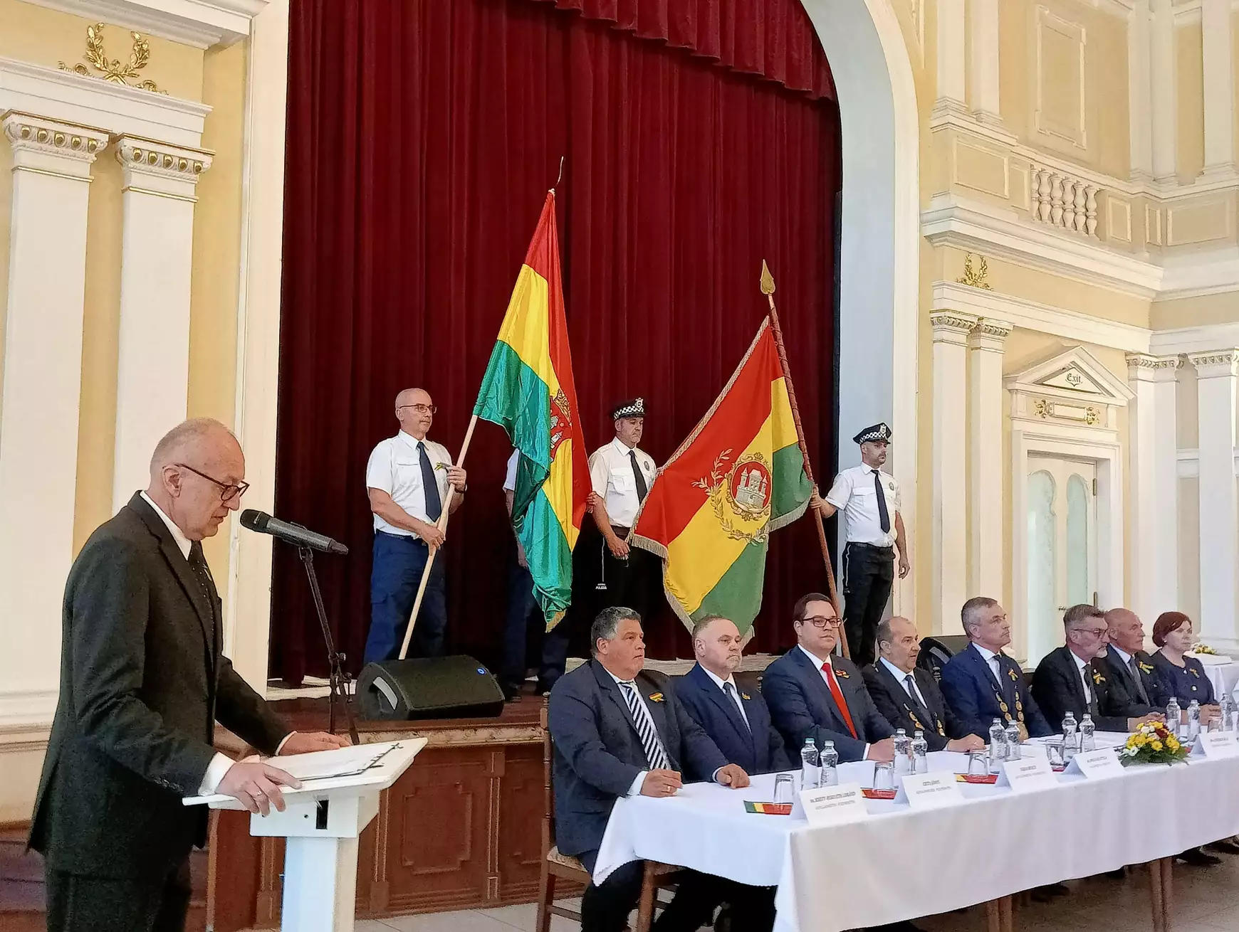 Díjátadás a Komáromi Napok nyitányán, a közös ünnepi testületi ülésen – KÉPEKKEL